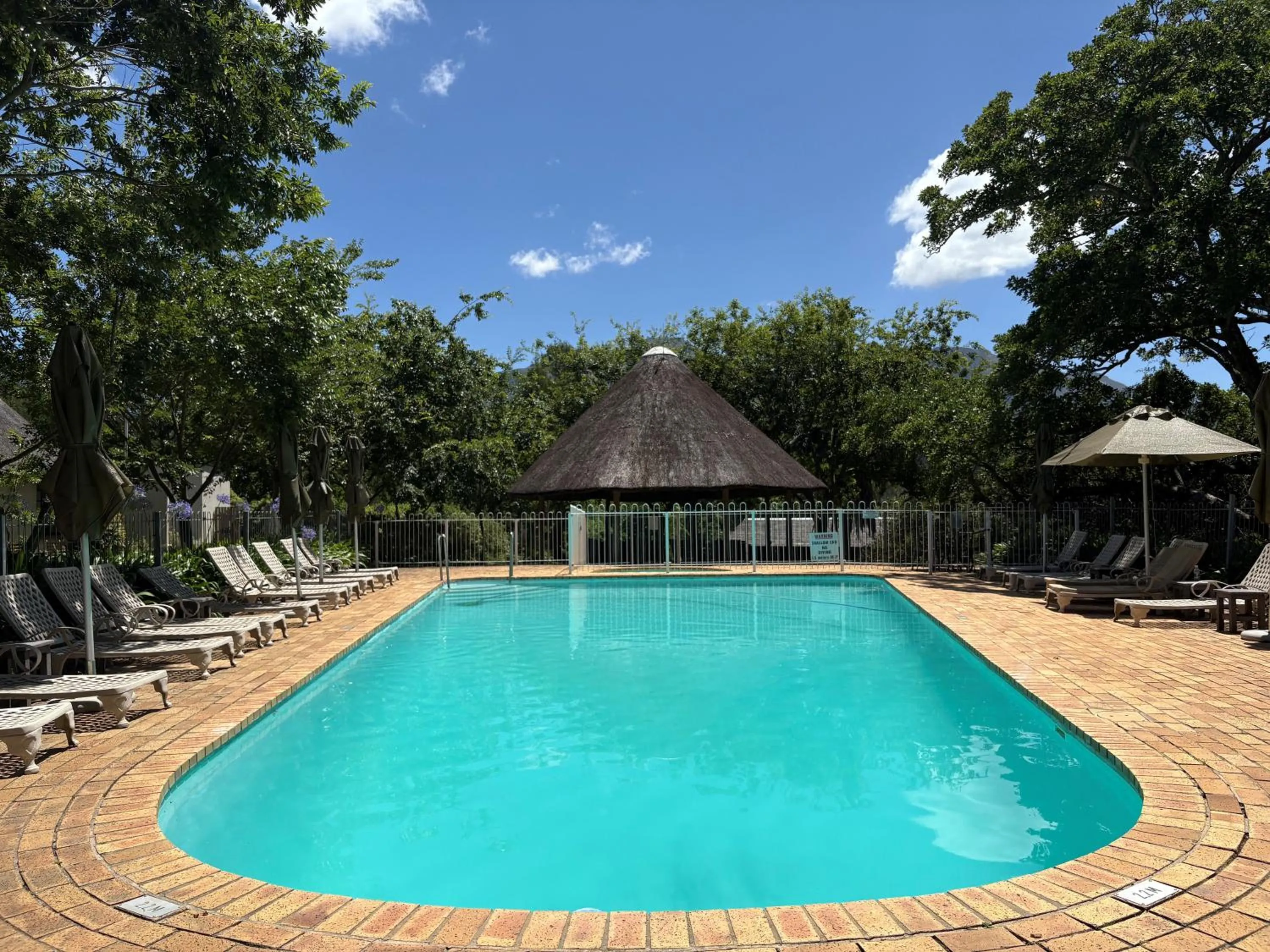 Garden in Eight Bells Mountain Inn