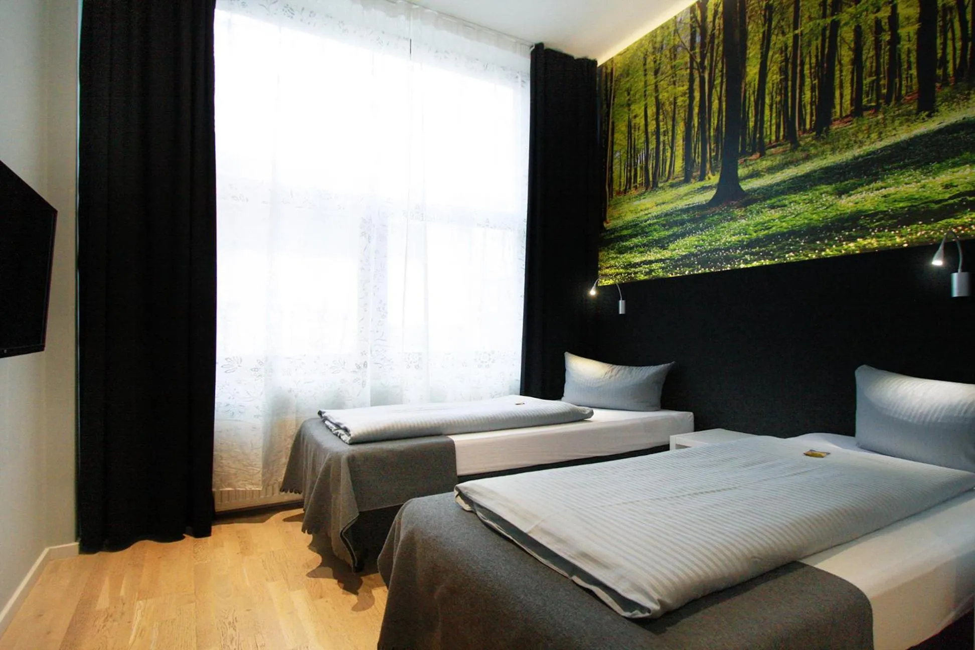 Photo of the whole room, Bed in ARRIVEL Hotel Kirchheim - bisher Novitel