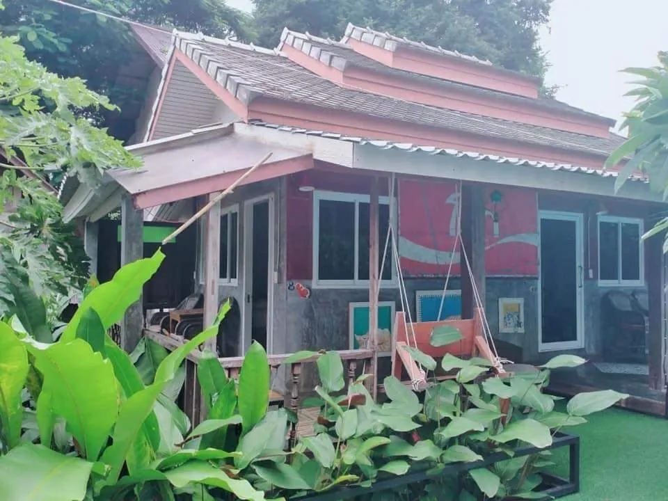 Sawasdeepai River Resort