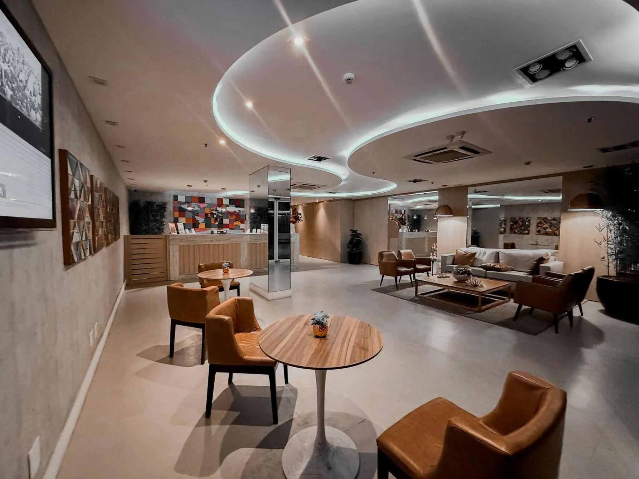 Lobby or reception in Royalty Rio Hotel