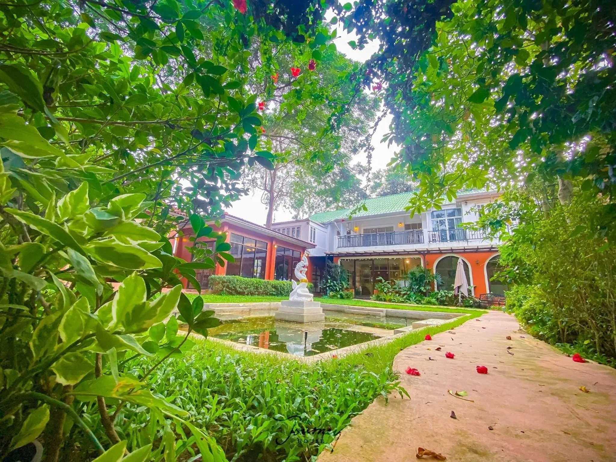 Garden in The Journey House Lifestyle Boutique Hotel