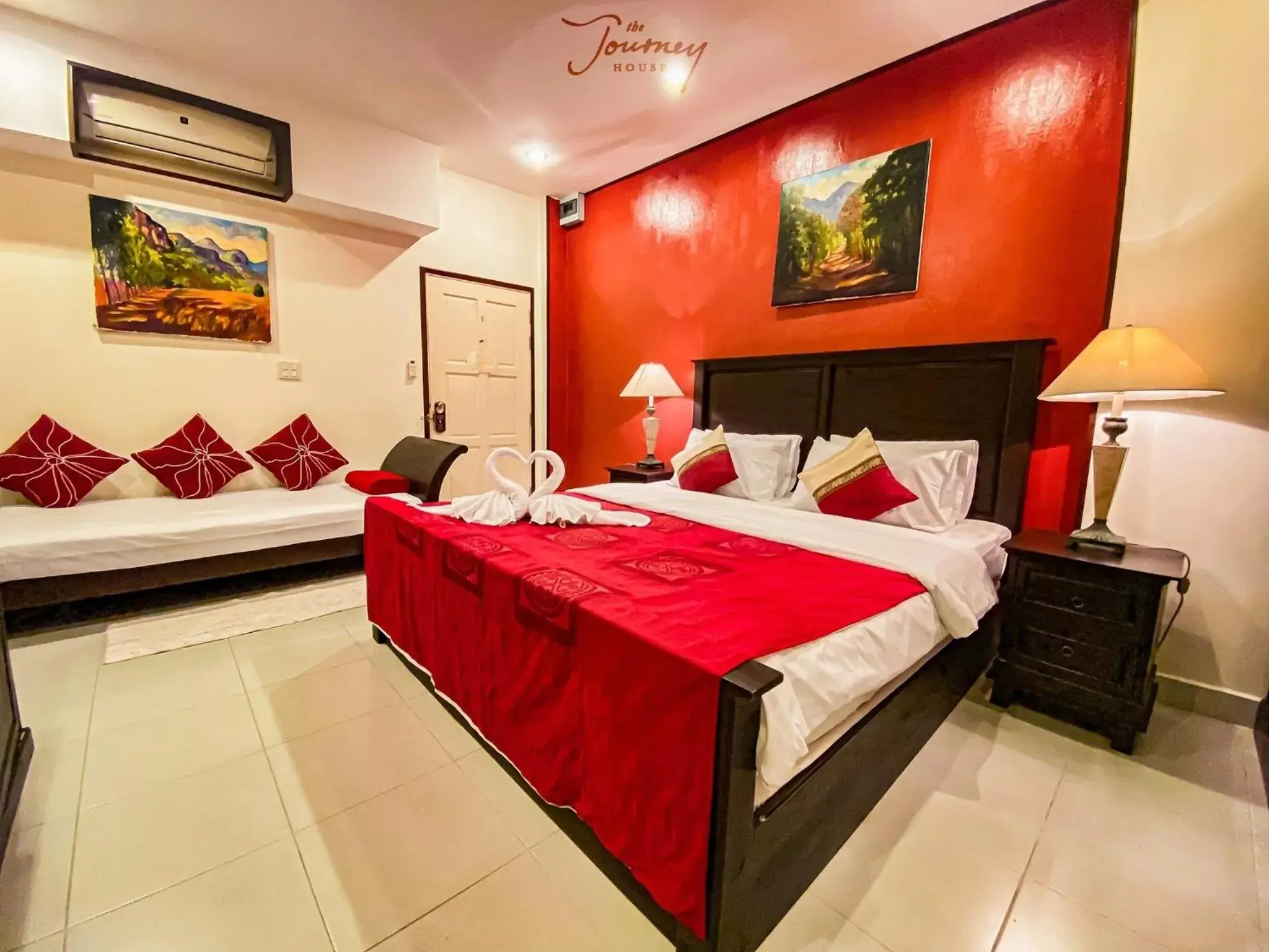 Triple Room with Bath in The Journey House Lifestyle Boutique Hotel Triple Room with Bath in The Journey House Lifestyle Boutique Hotel