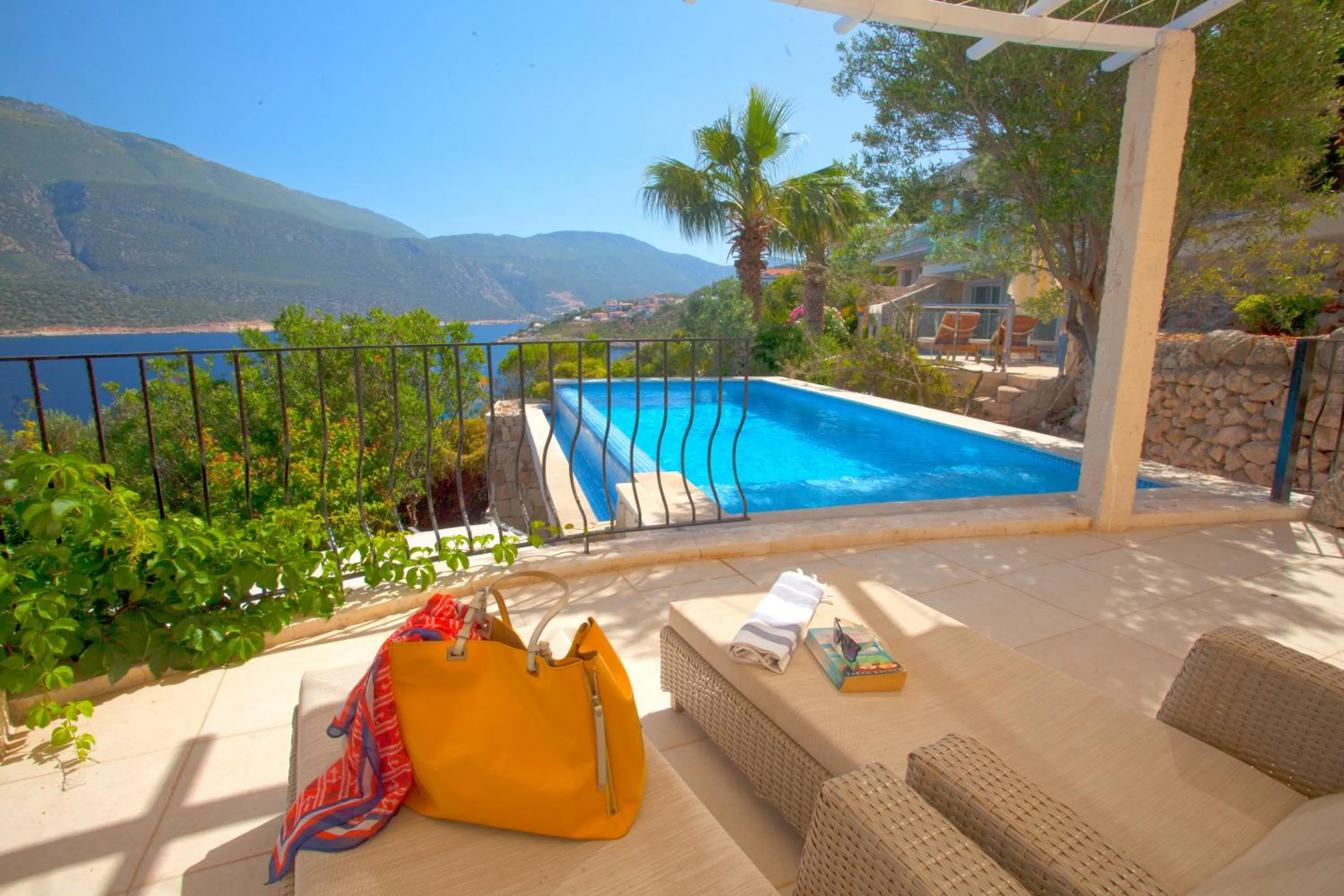 Mekvin Hotels Deniz Feneri Lighthouse