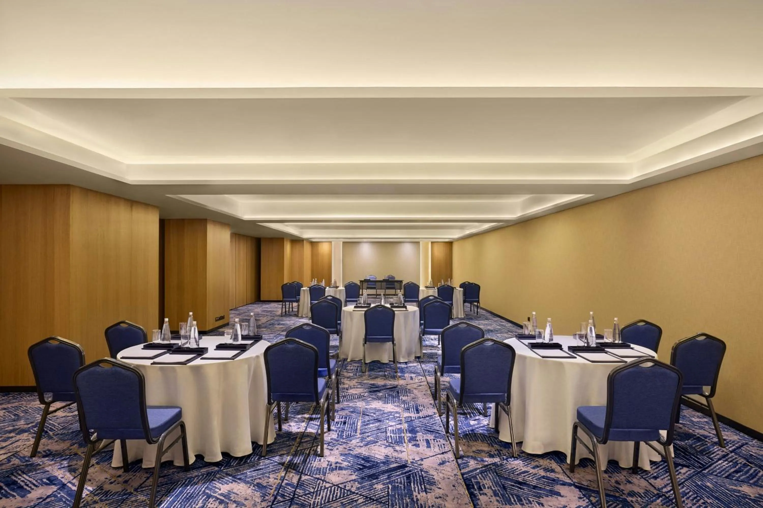 Meeting/conference room in Fairfield by Marriott Mumbai Andheri West