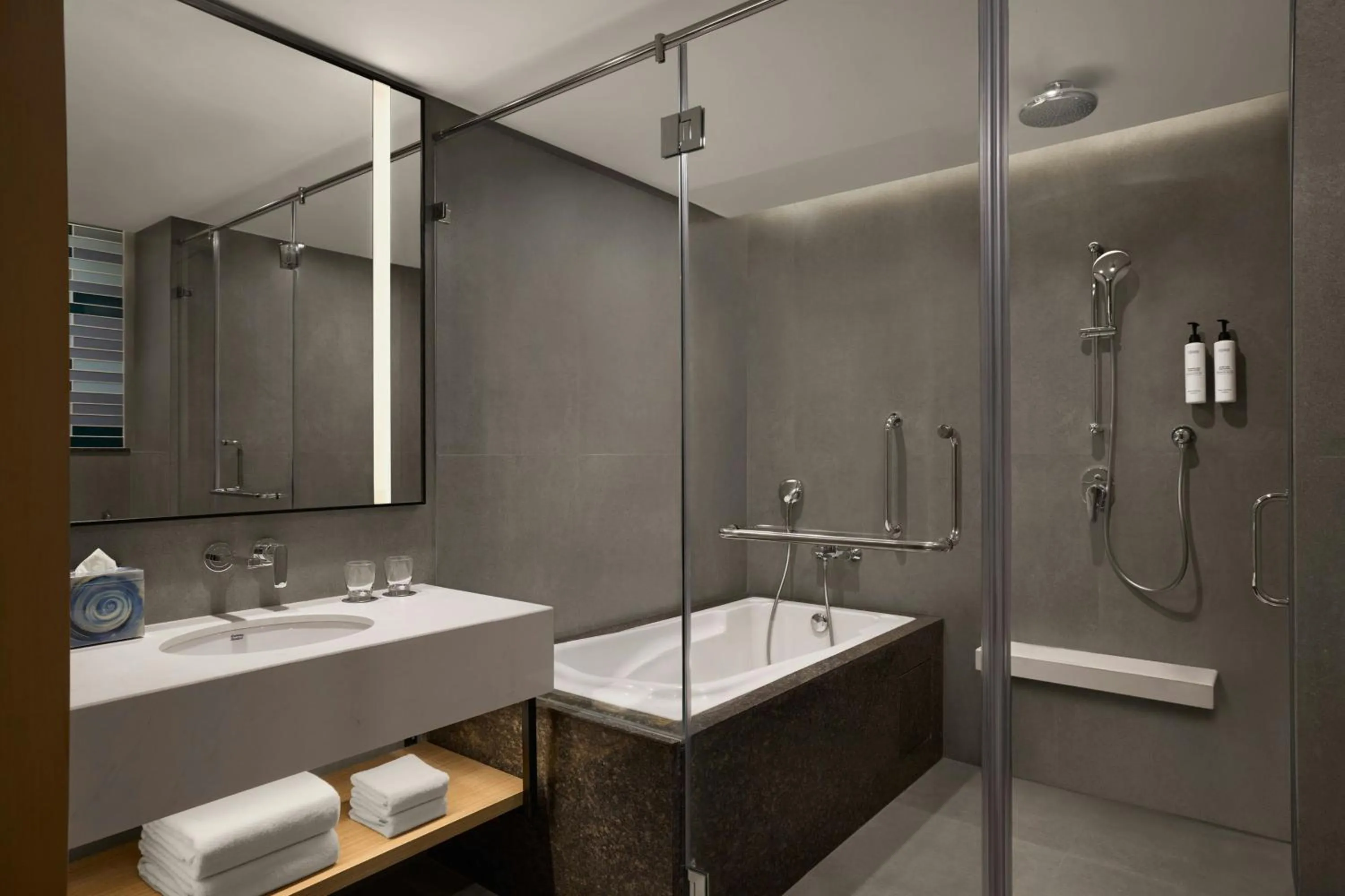 Bathroom in Fairfield by Marriott Mumbai Andheri West