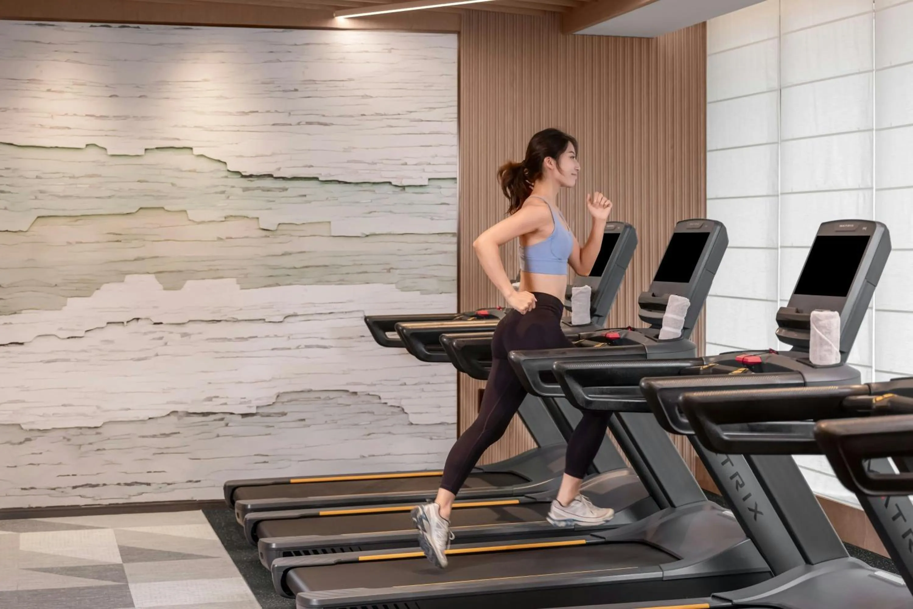 Fitness centre/facilities in The Westin Yichang