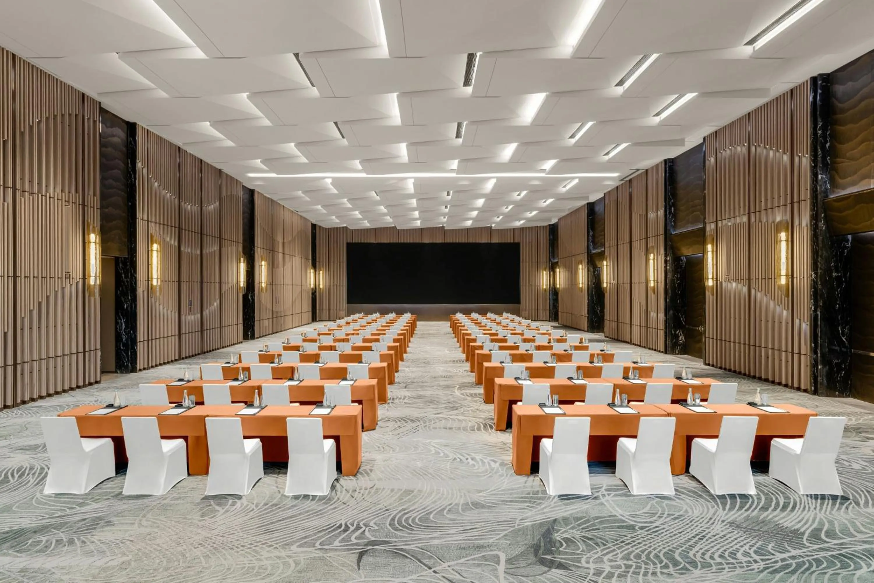 Meeting/conference room in The Westin Yichang