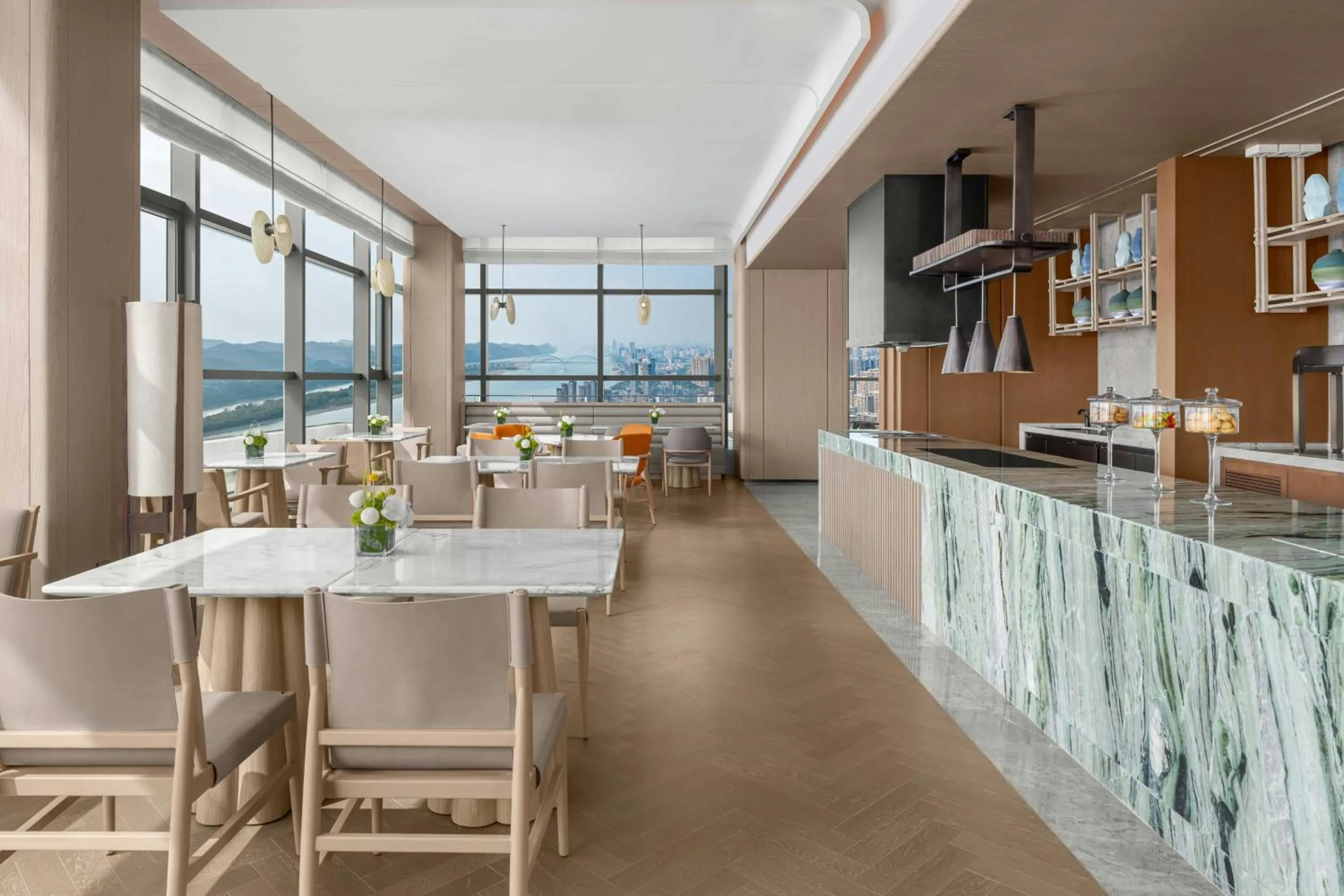 Lounge or bar in The Westin Yichang