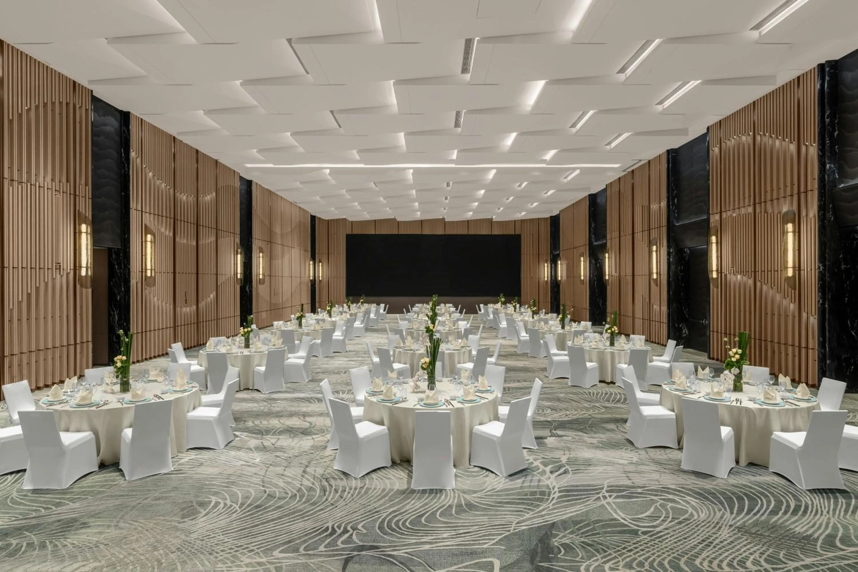 Meeting/conference room in The Westin Yichang
