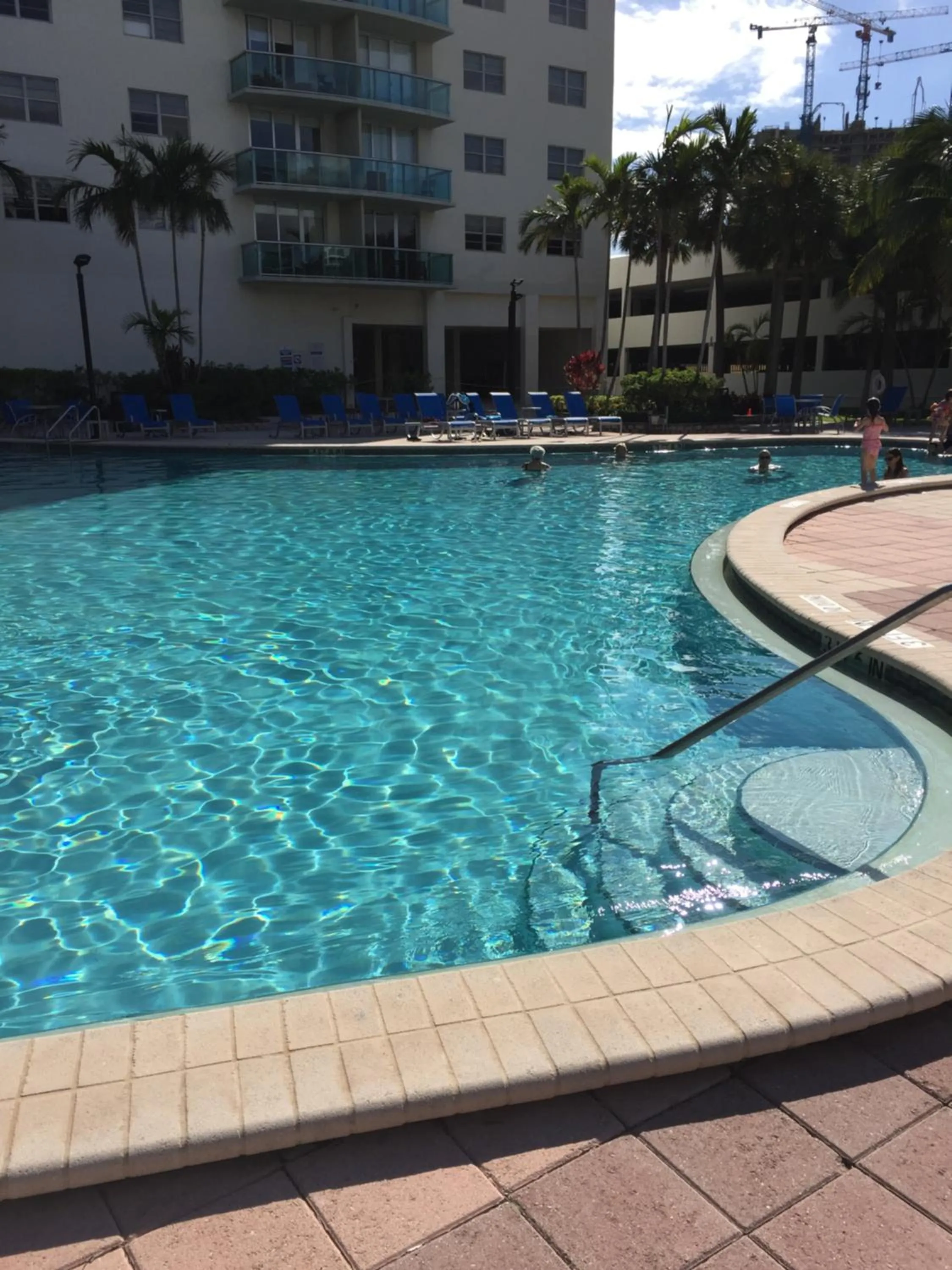 Swimming pool in Ocean Reserve STR-01045