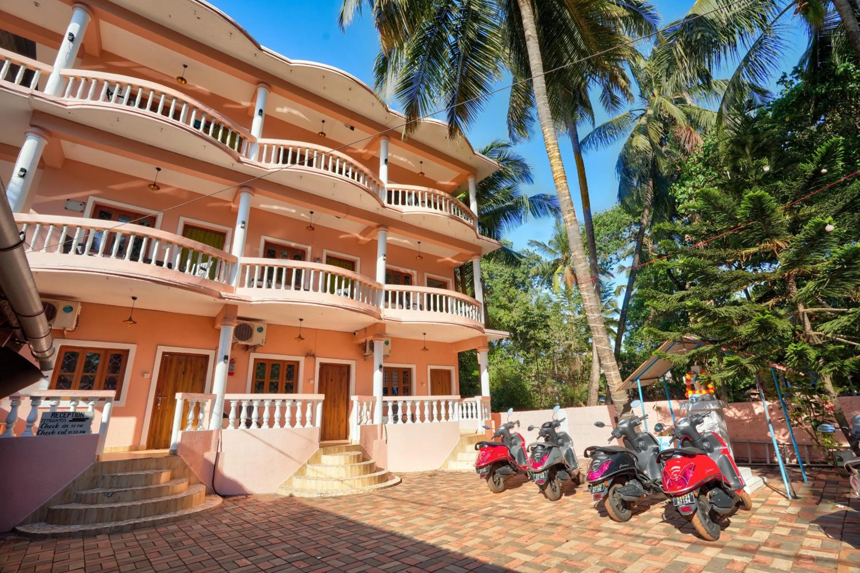 Property building in Hotel Calangute bay