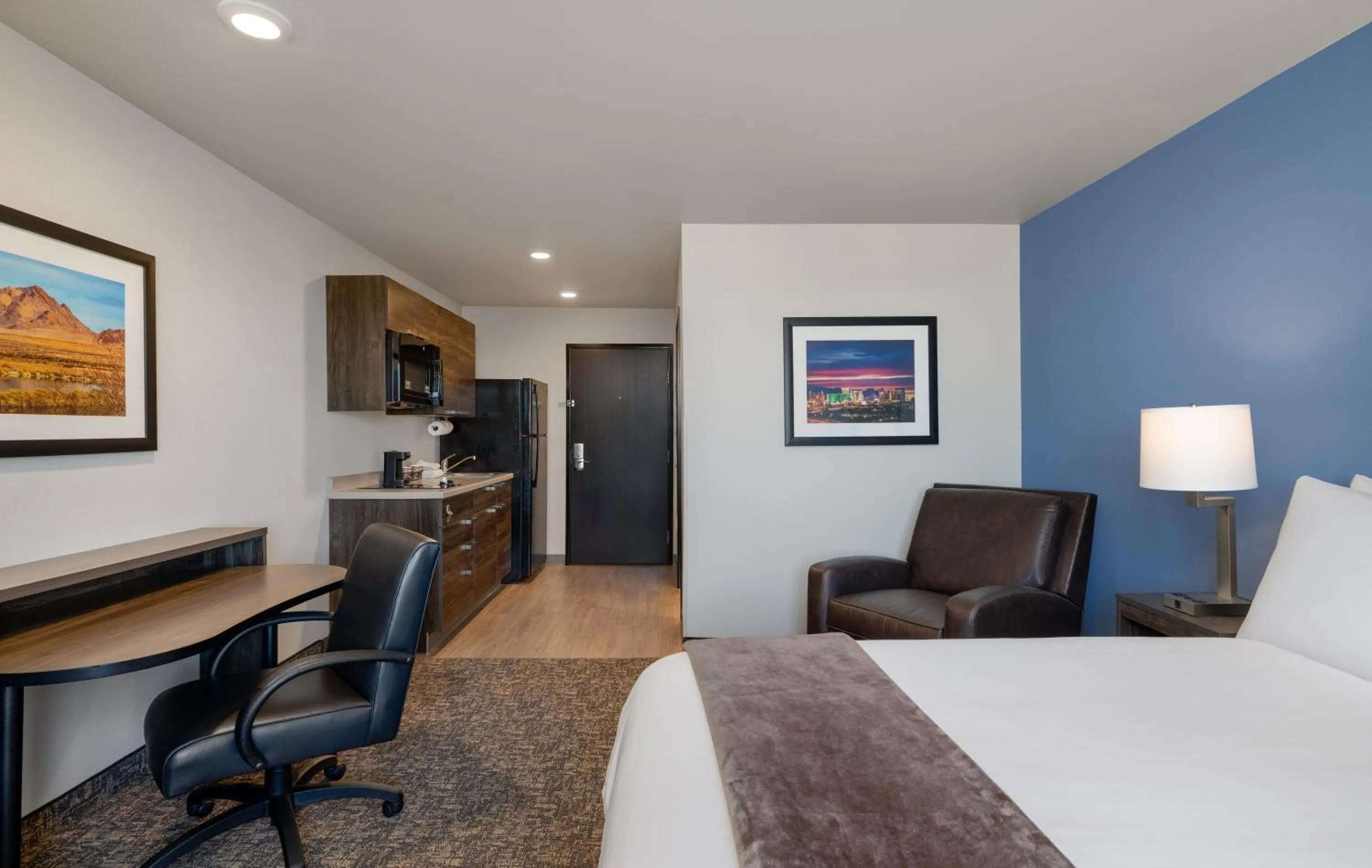 Bed in My Place Hotel-Jonesboro, AR