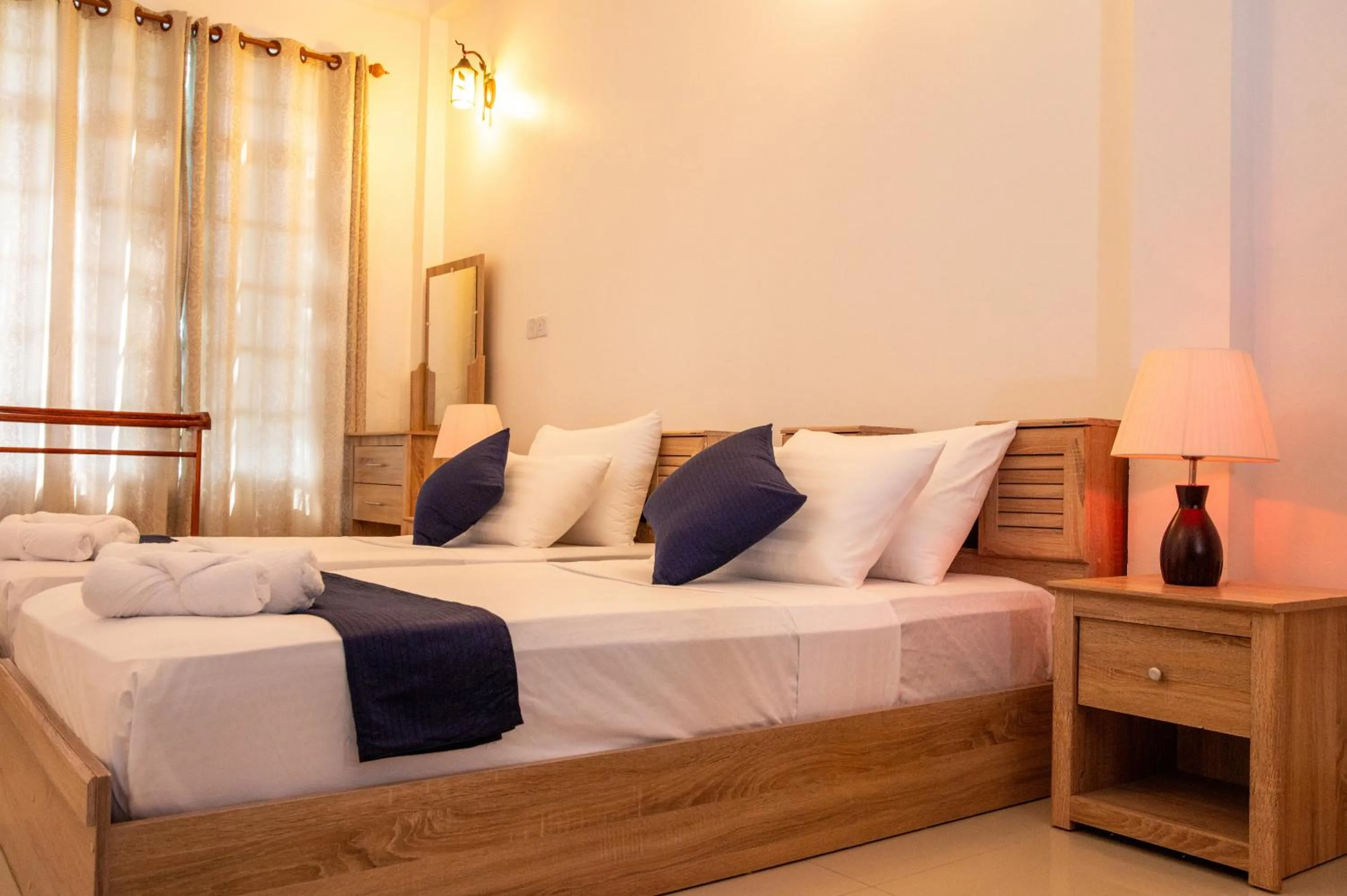 Bedroom, Bed in Biosphere Inn