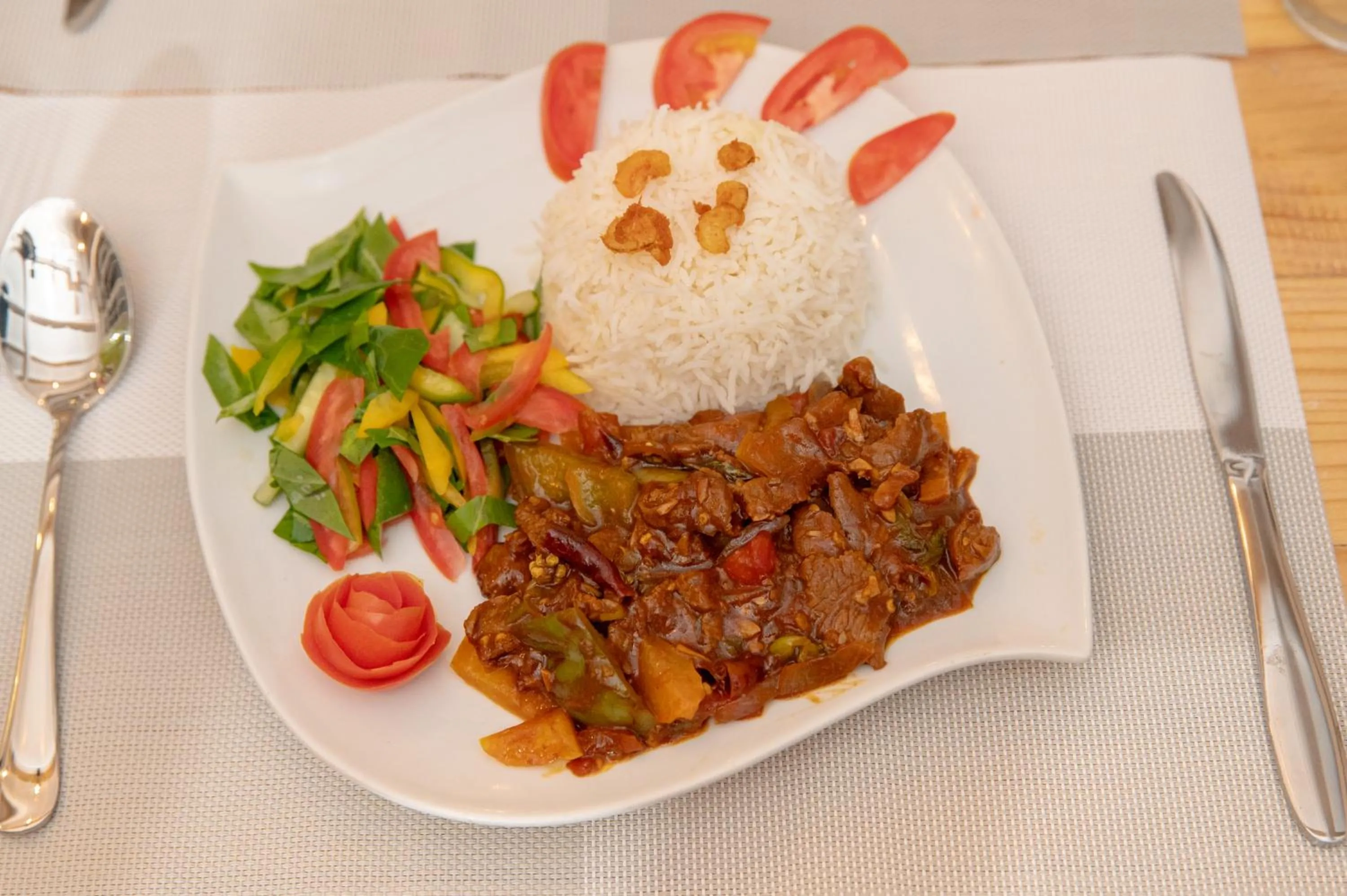 Food in Biosphere Inn