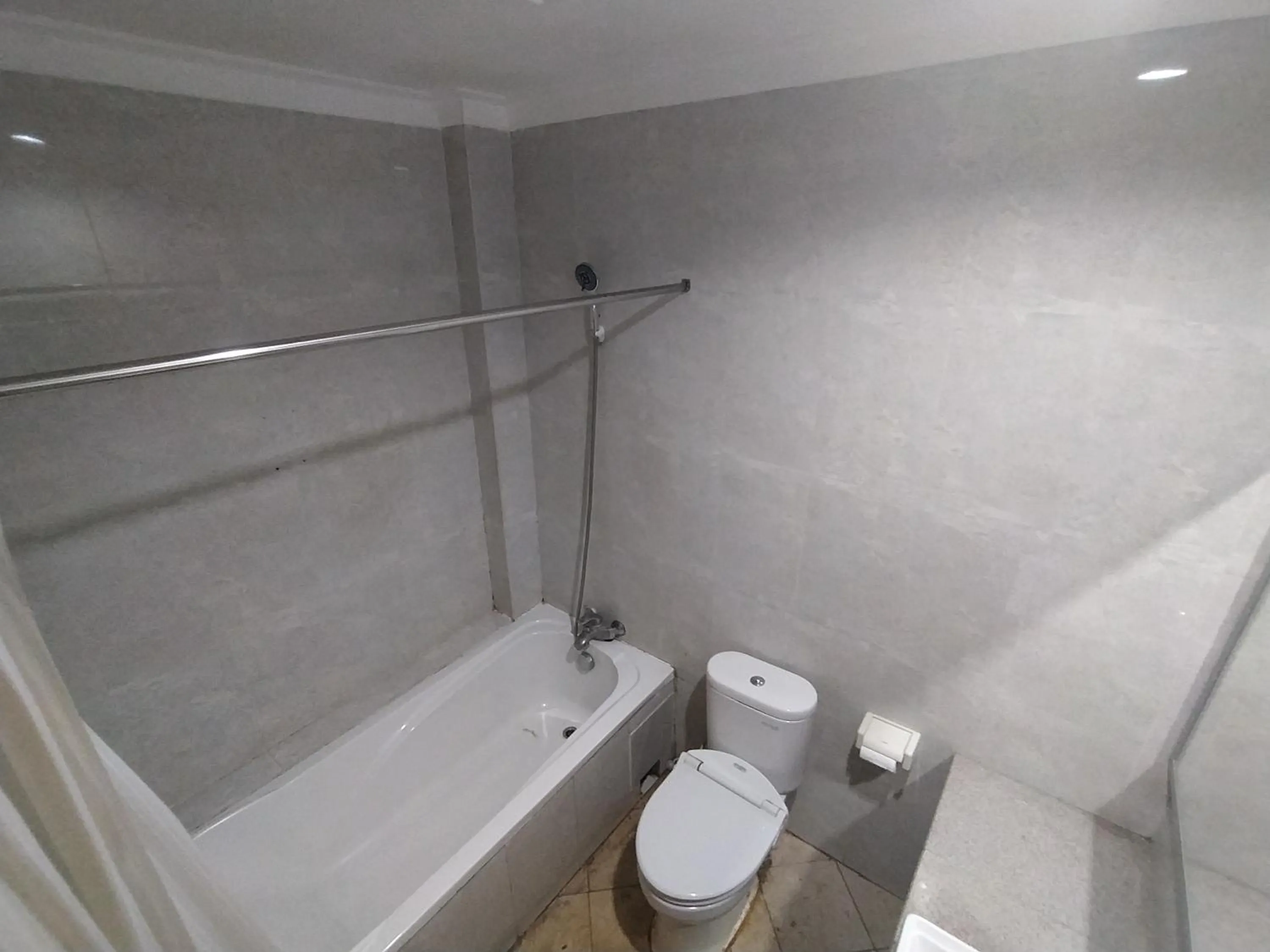 Bathroom in Hotel Prasasti Pacitan