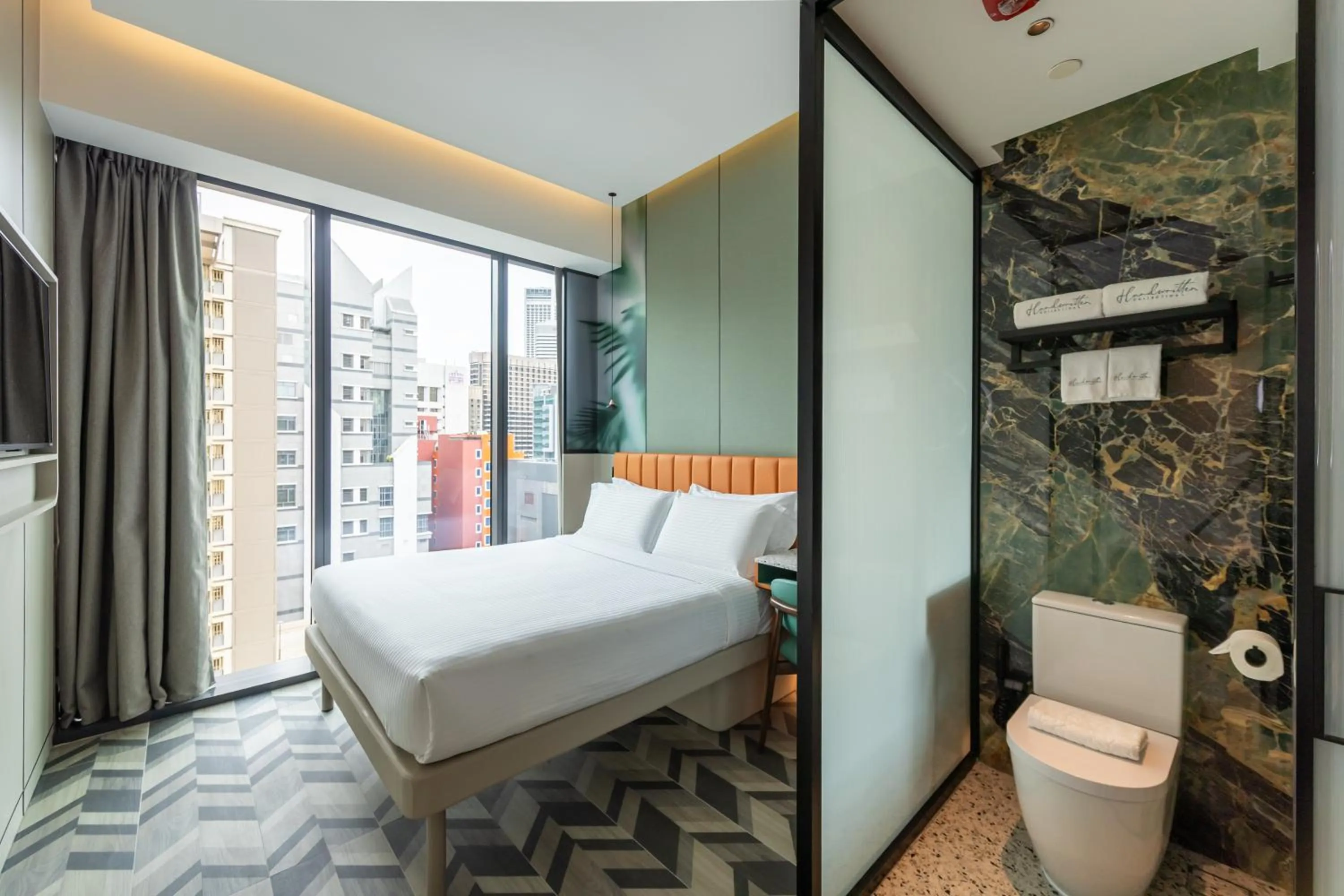 Photo of the whole room, Bed in Hotel Waterloo Singapore - Handwritten Collection