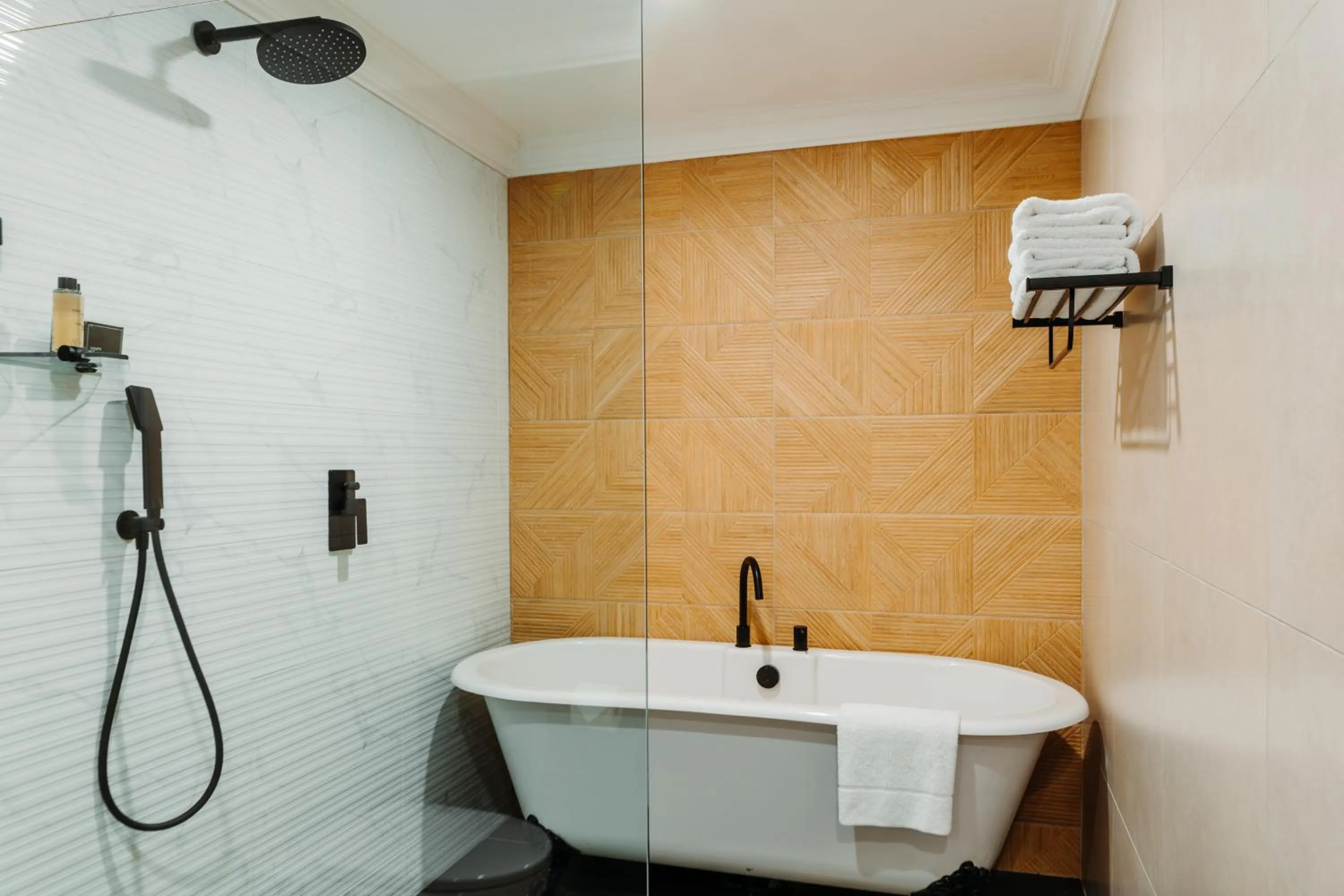 Bathroom in Emerald Resort & Casino