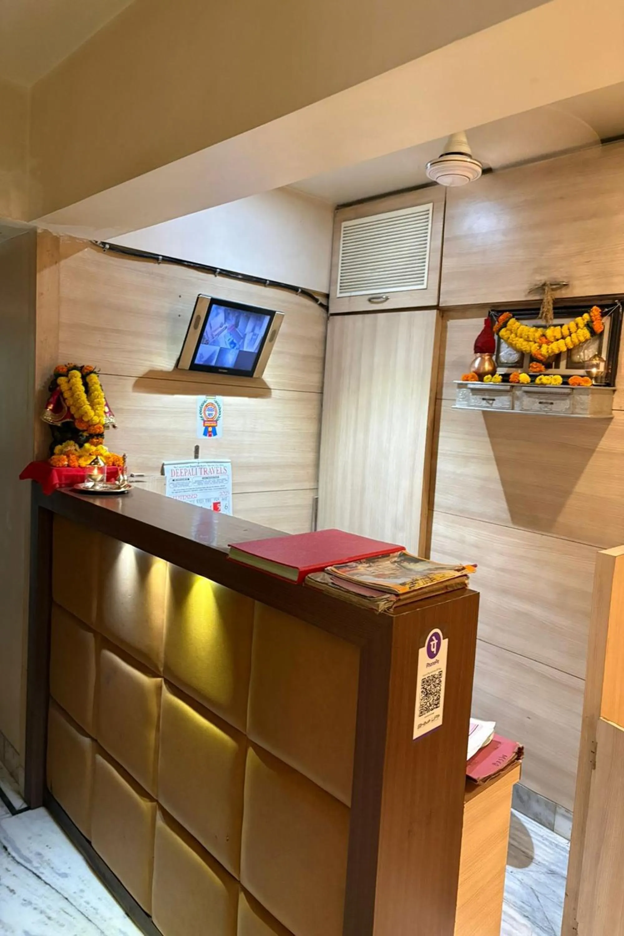 Lobby or reception in Pravasi Residency