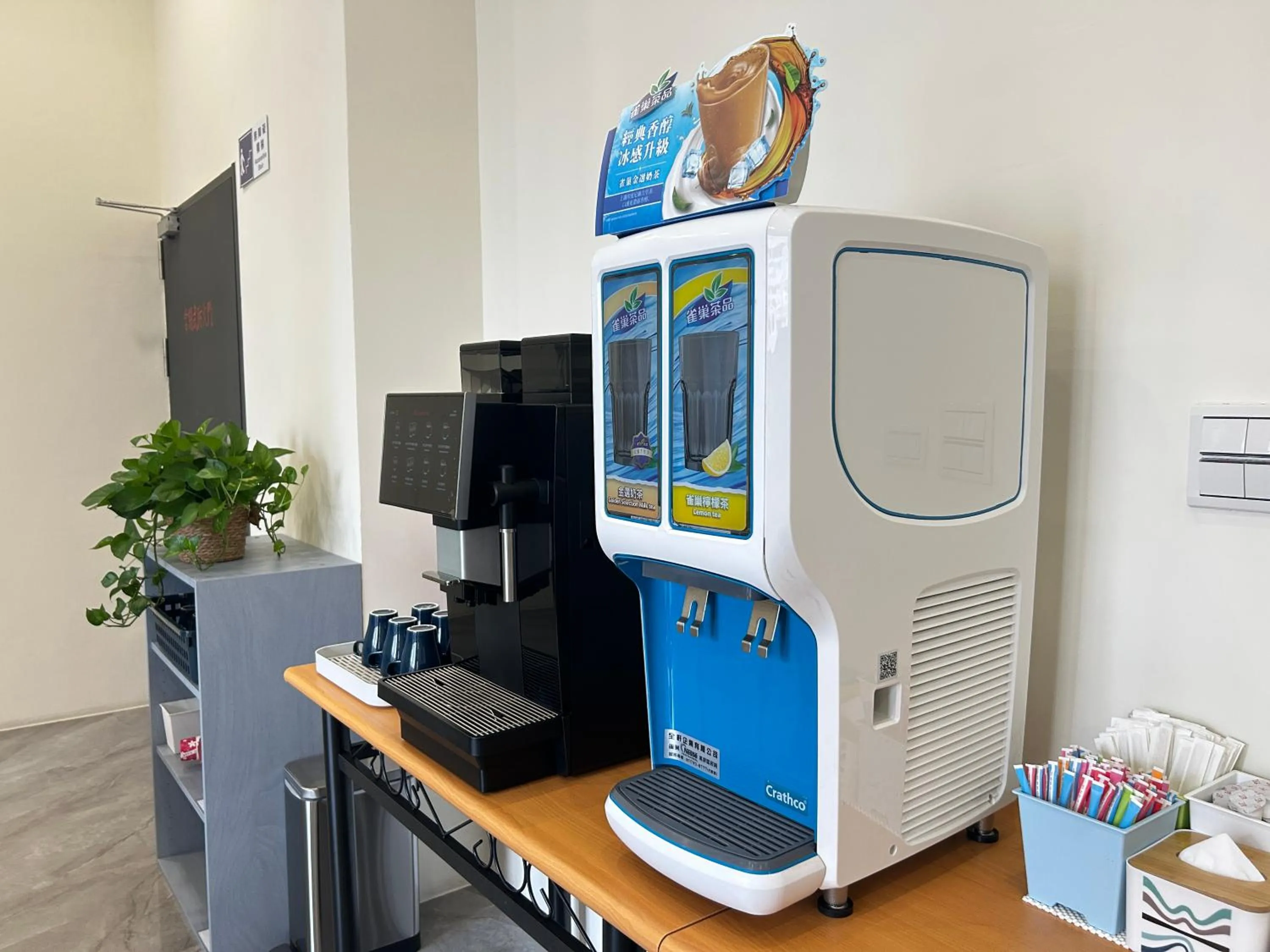 Seating area in Water Woods Inn