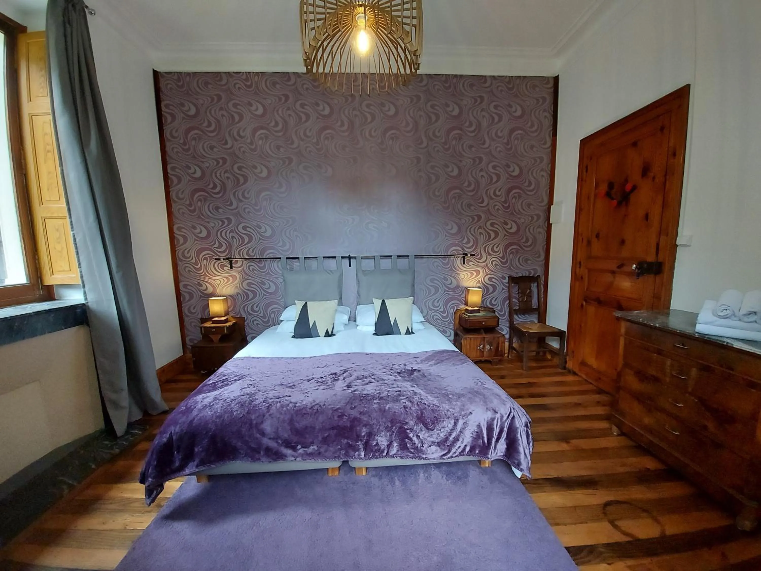 Bedroom, Bed in Villa Gracieuse