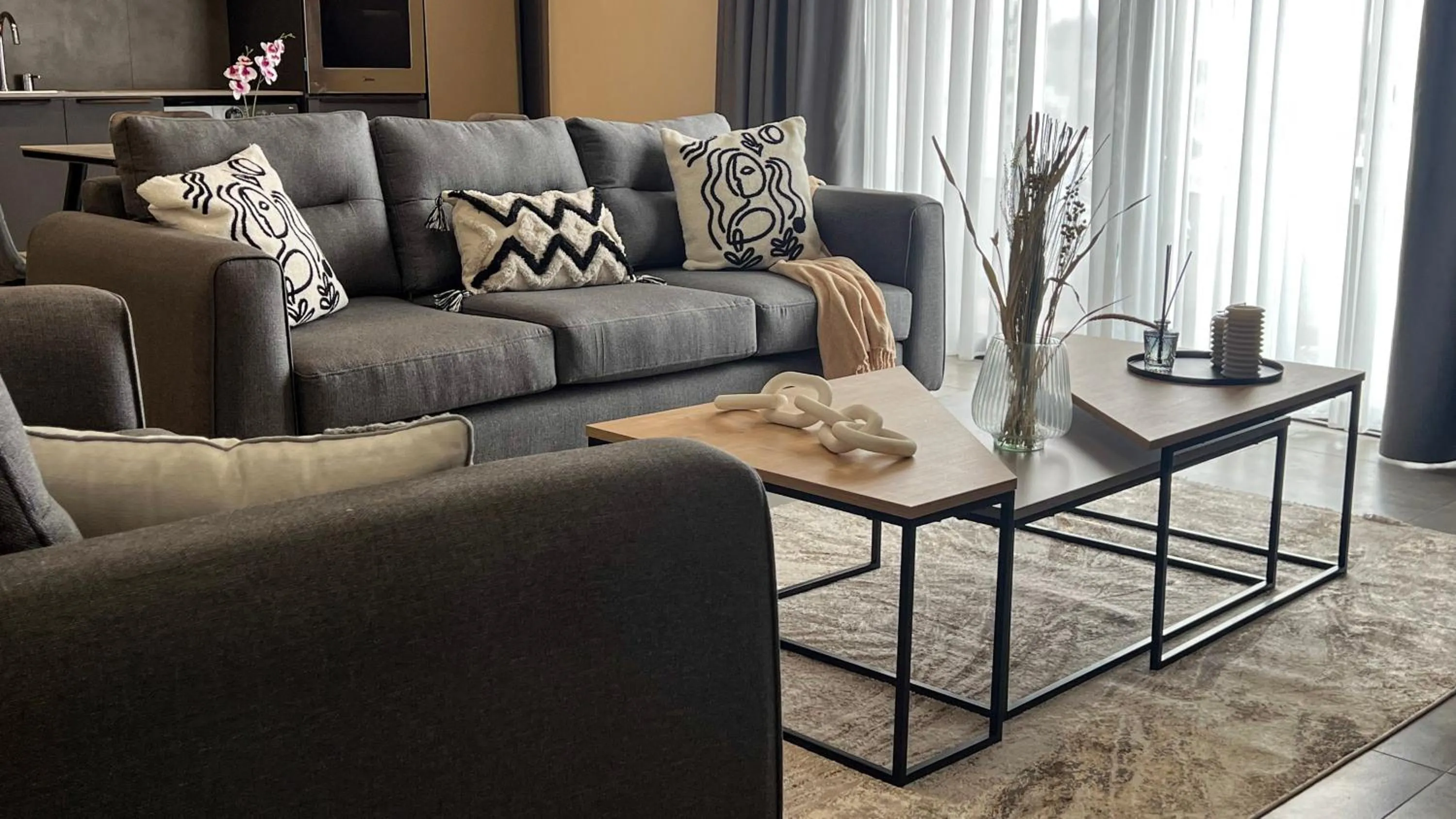 Living room in Anthonian Suites