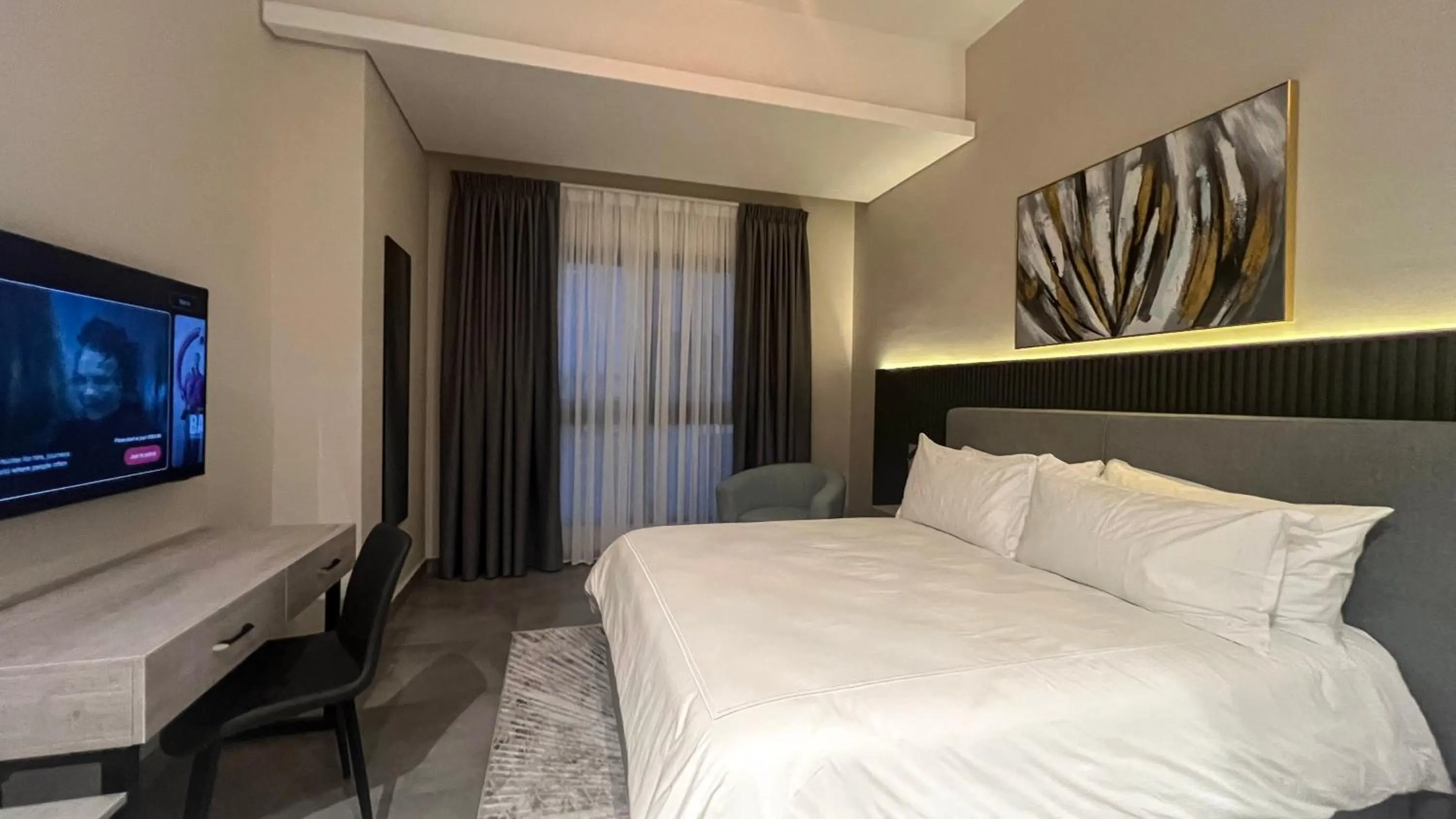 TV and multimedia, Bed in Anthonian Suites