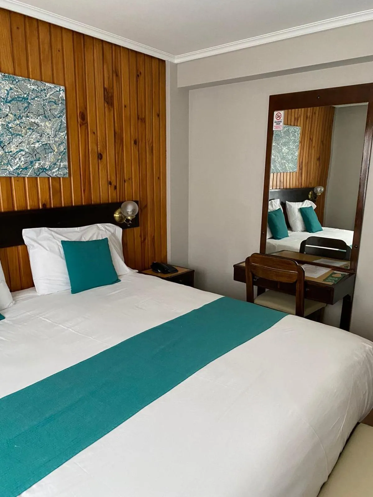 Bed in Hotel Concorde