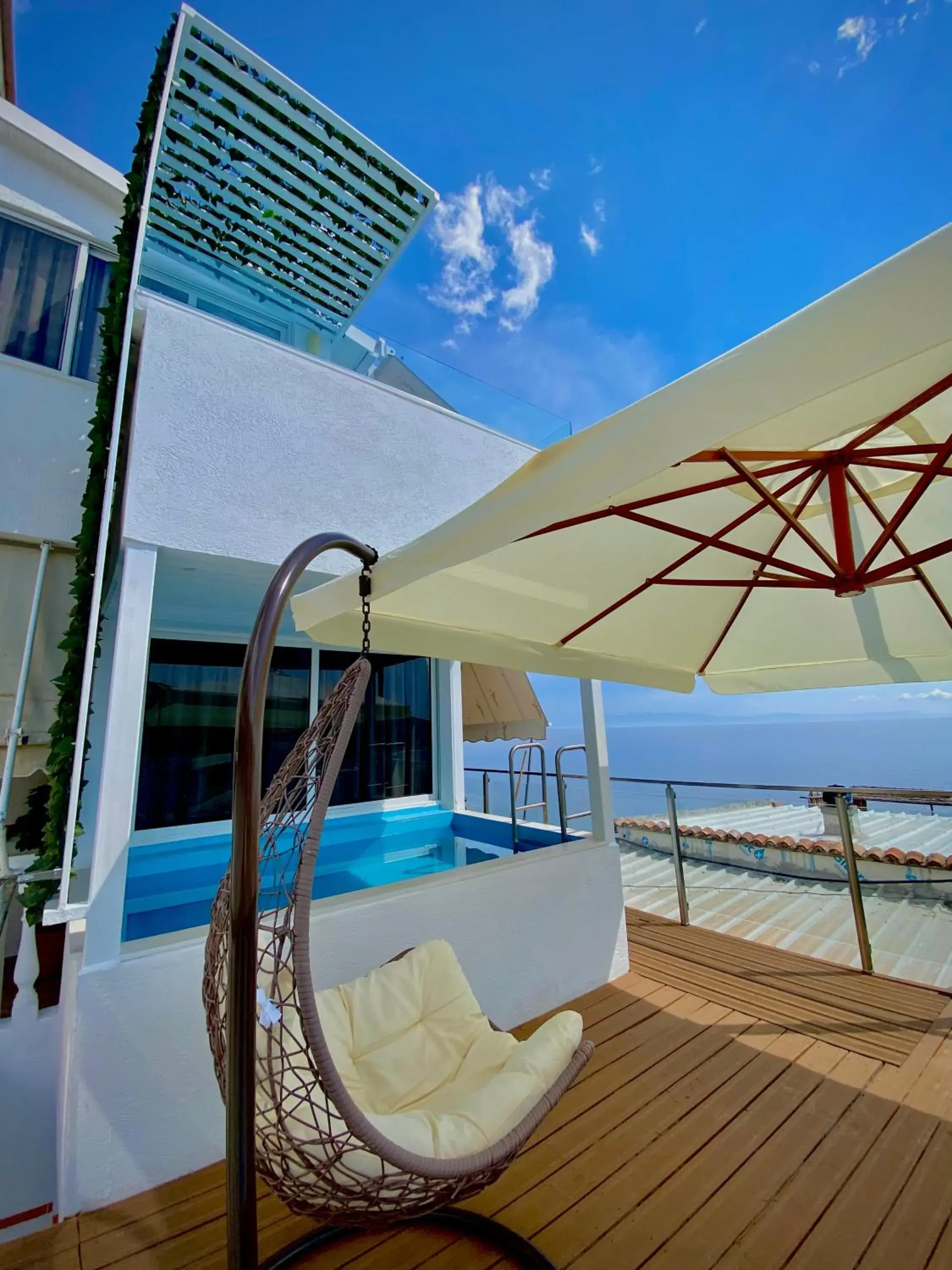 Suite with Private Pool in Qeparo Napolon Complex Suite with Private Pool in Qeparo Napolon Complex