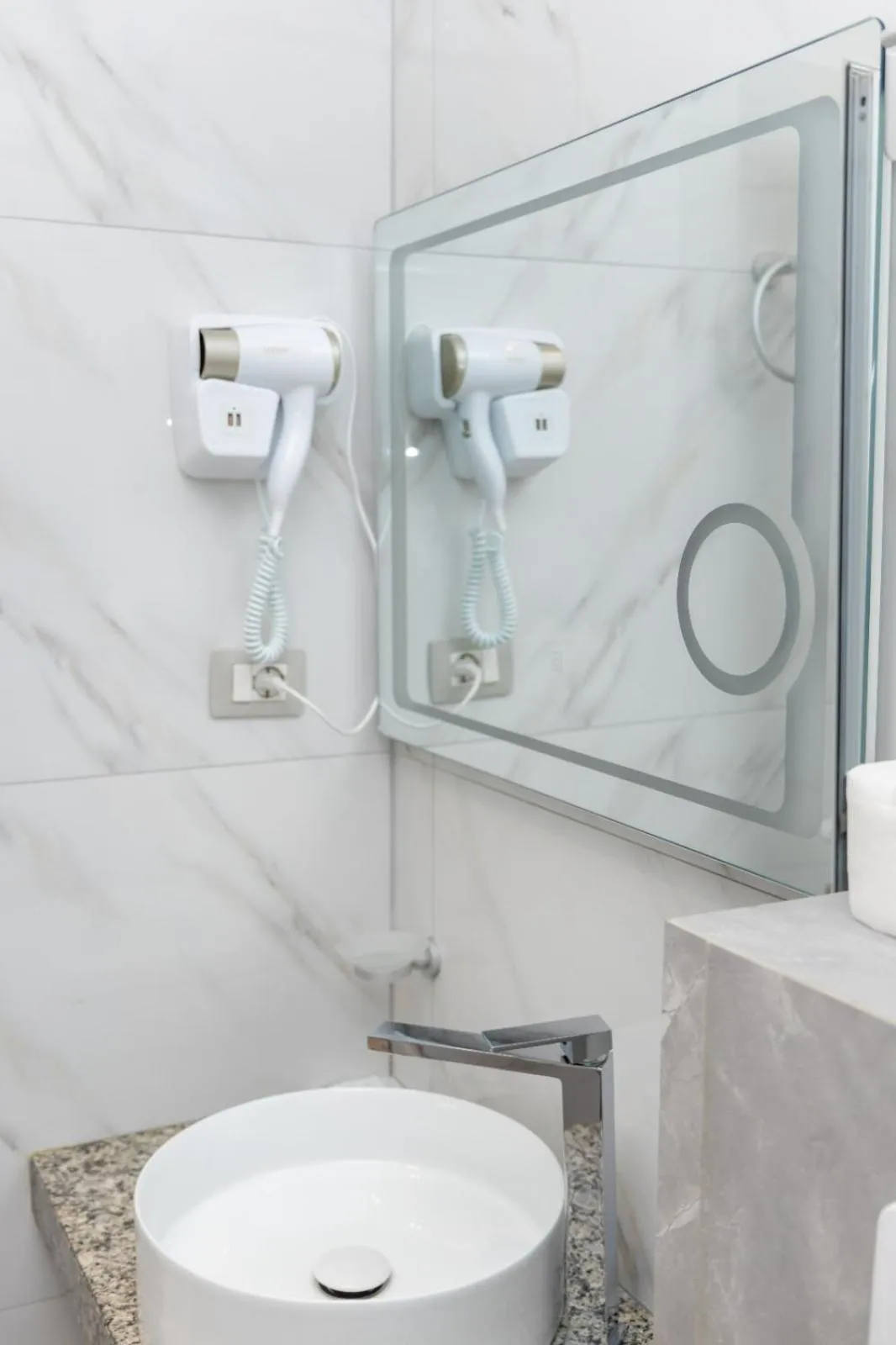 Bathroom in Qeparo Napolon Complex