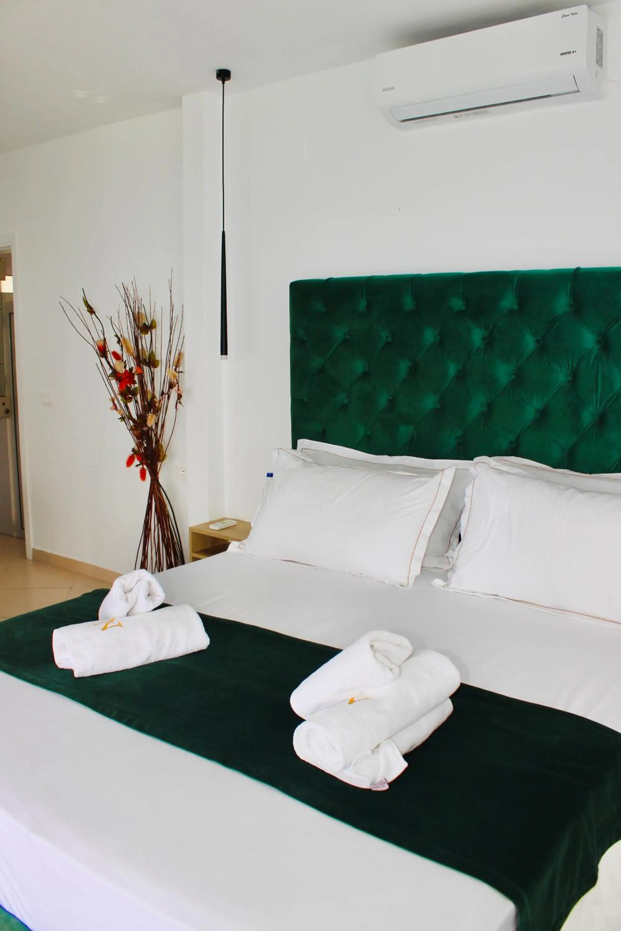 View (from property/room), Bed in Qeparo Napolon Complex