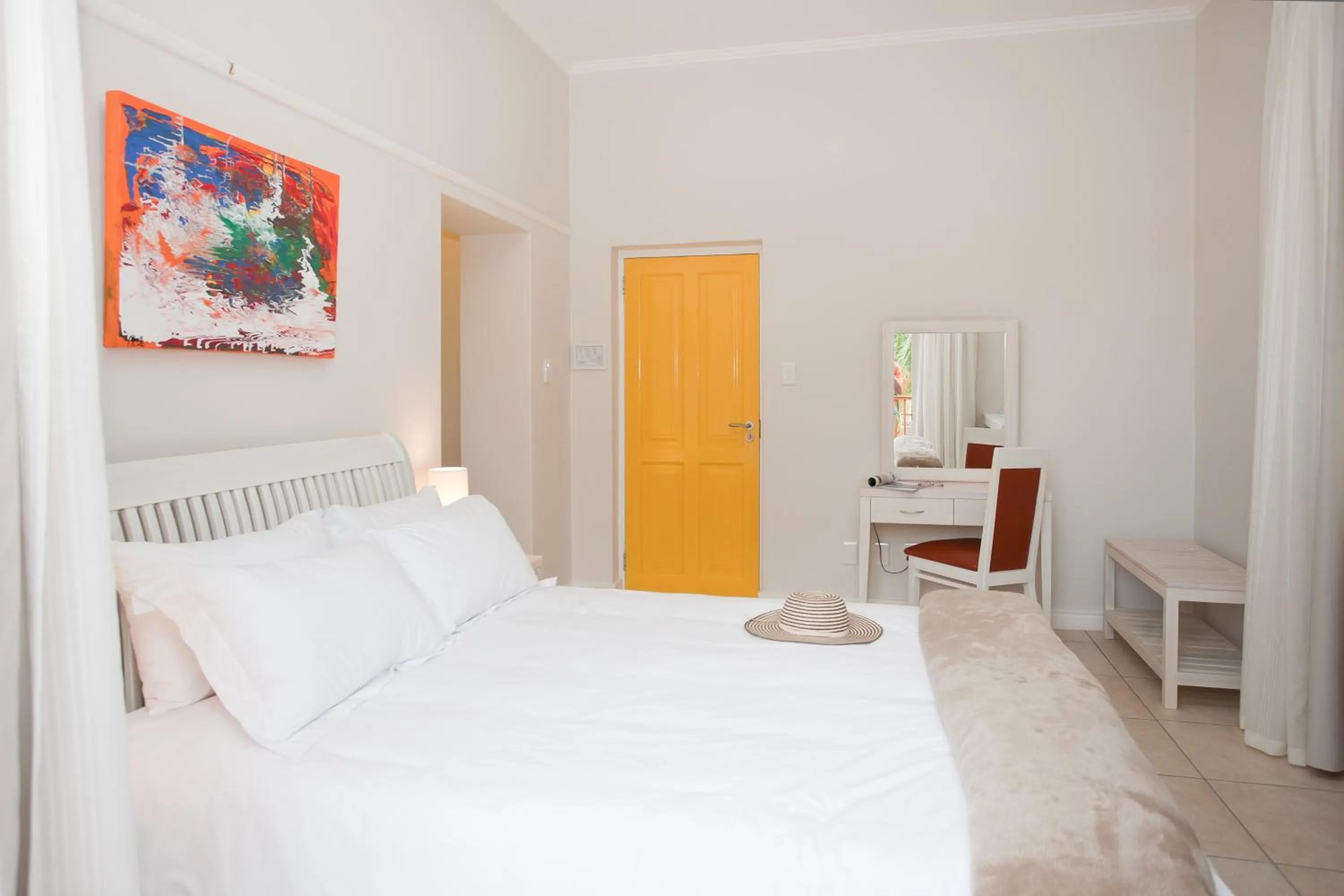 Photo of the whole room, Bed in The Queen Of Calitzdorp