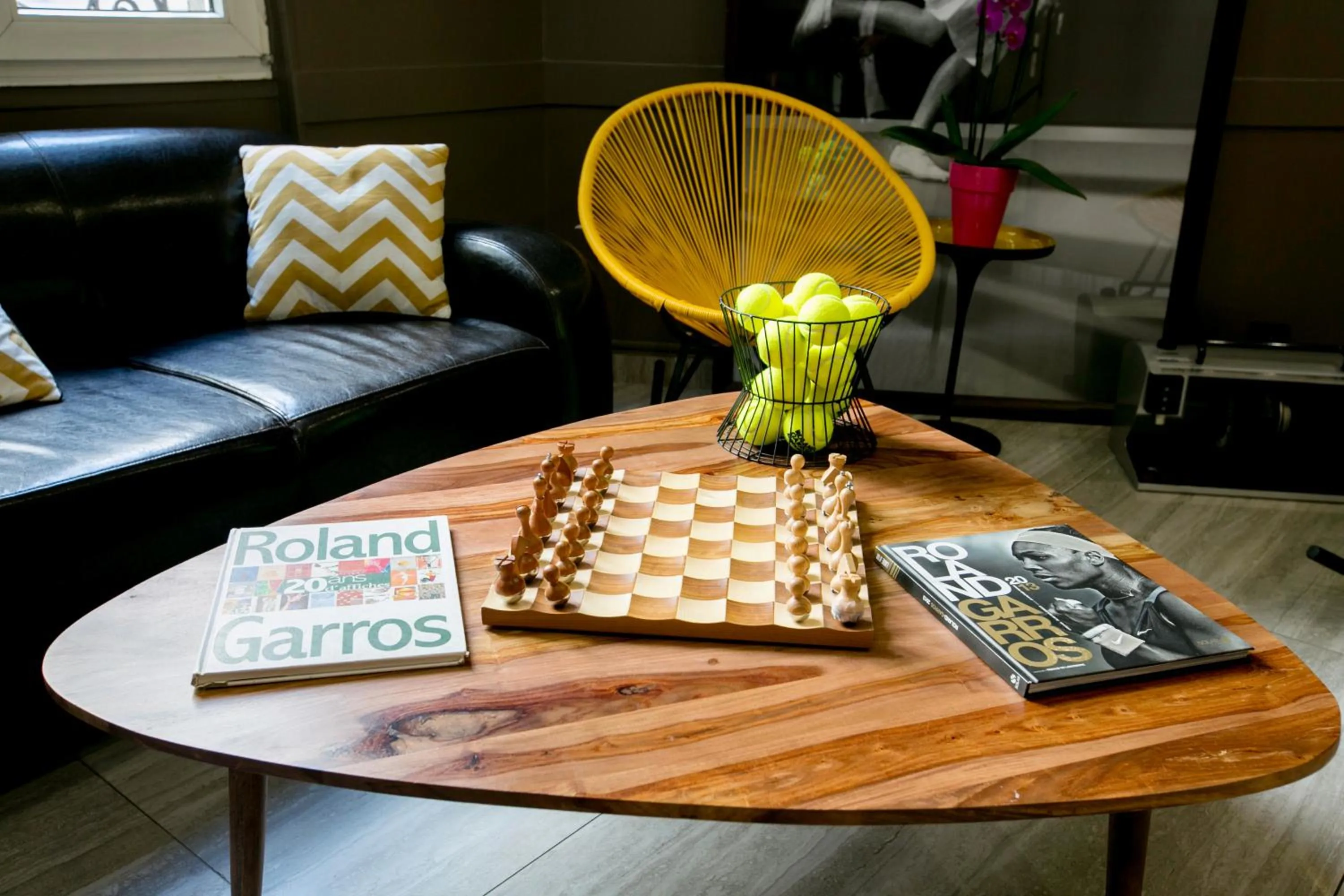 Communal lounge/ TV room in Hotel Olympic Paris Boulogne by Patrick Hayat