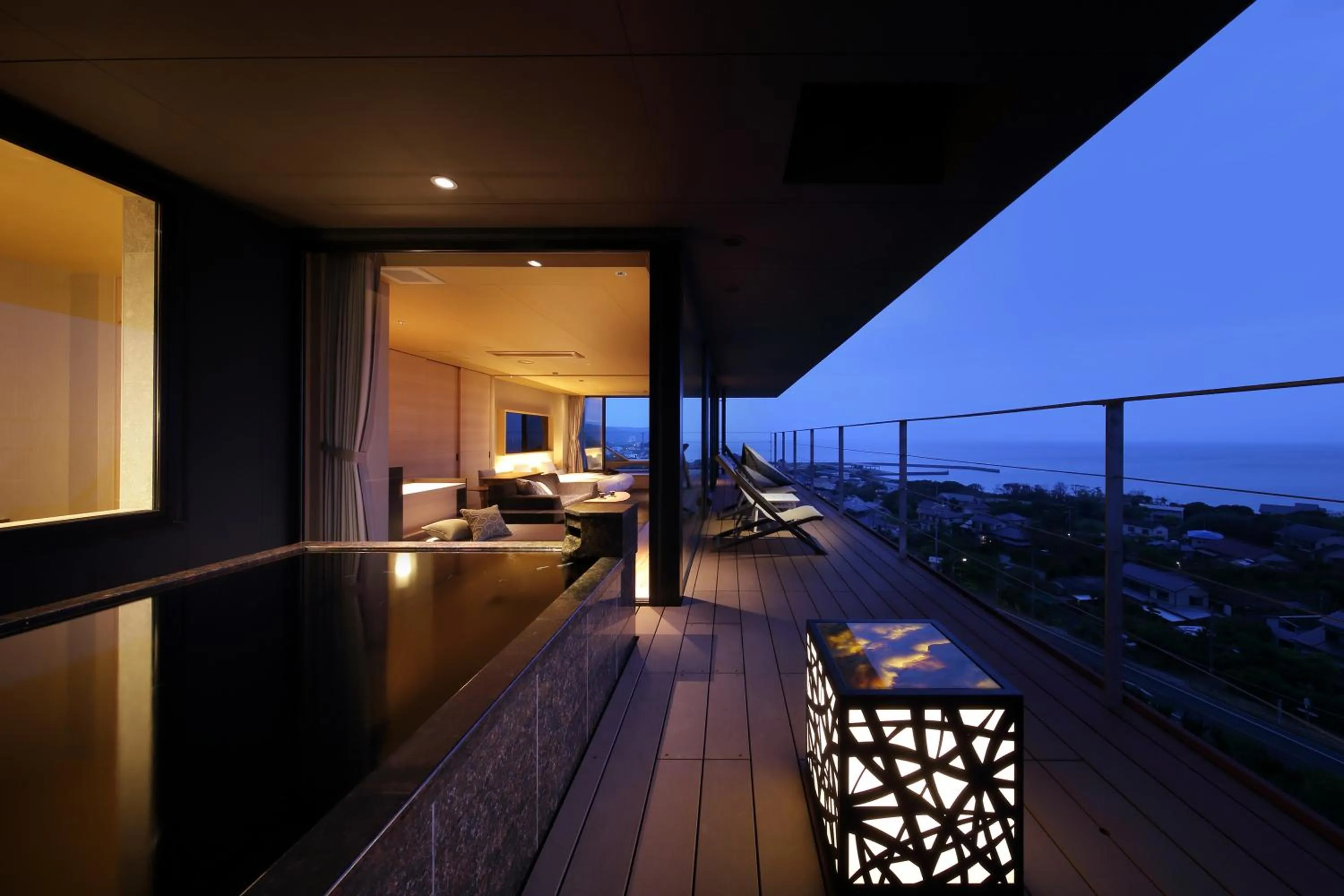 Hot Spring Bath in The Shinra