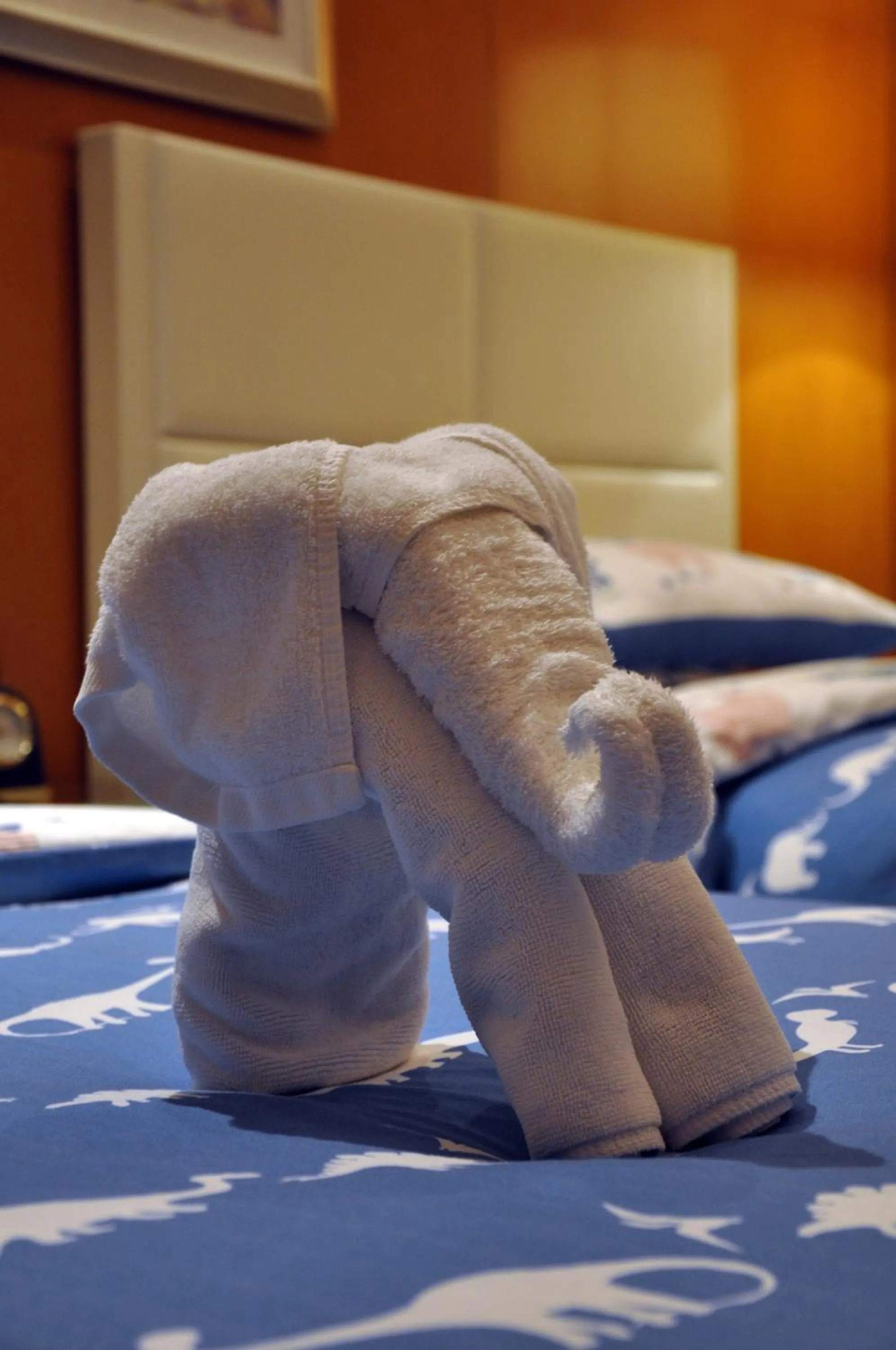 Bedroom, Bed in Happiness Hotel