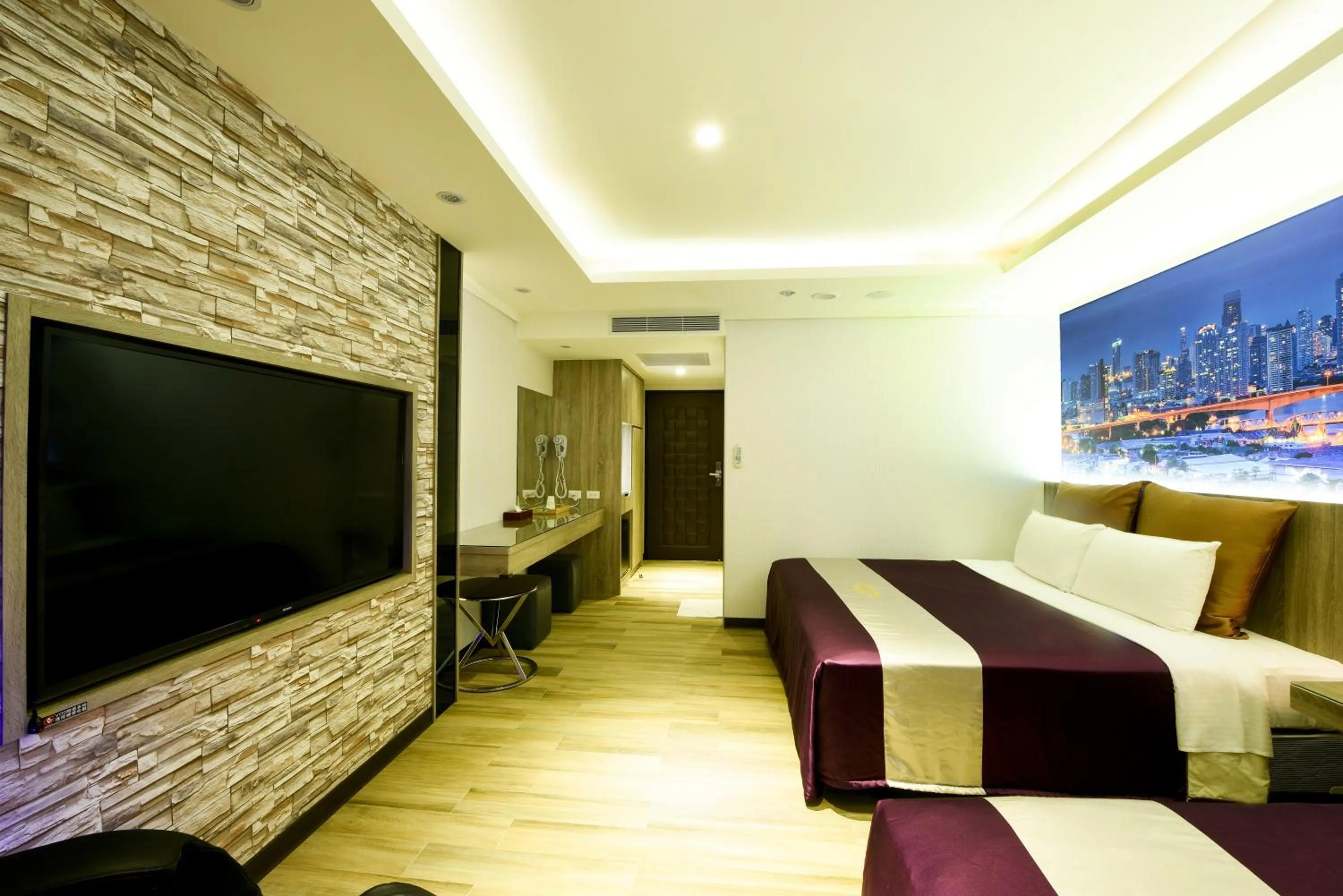 Photo of the whole room, Bed in ZJ Motel