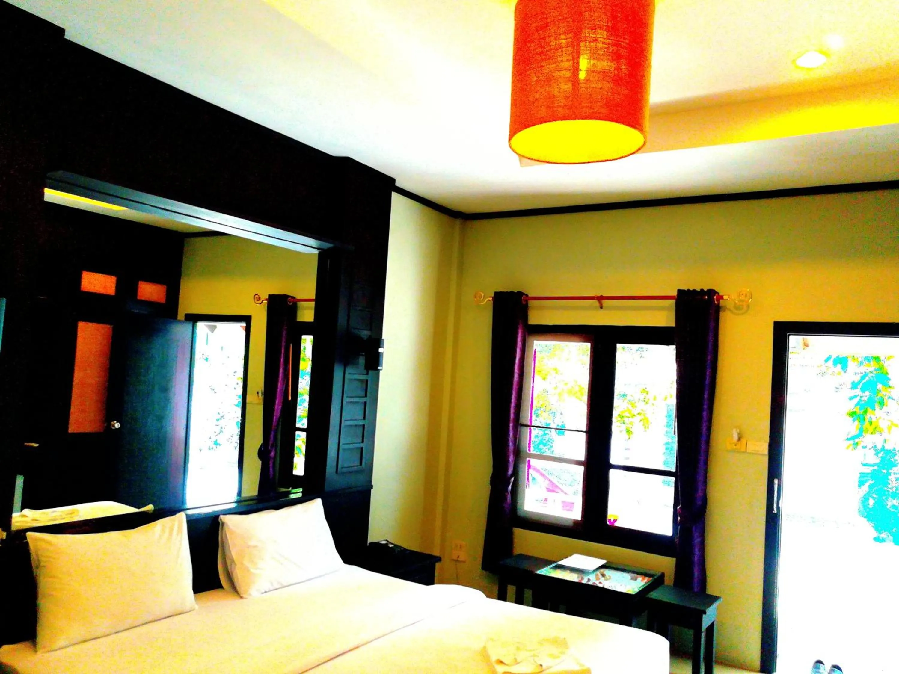 Bed in Nice Resort Pattaya