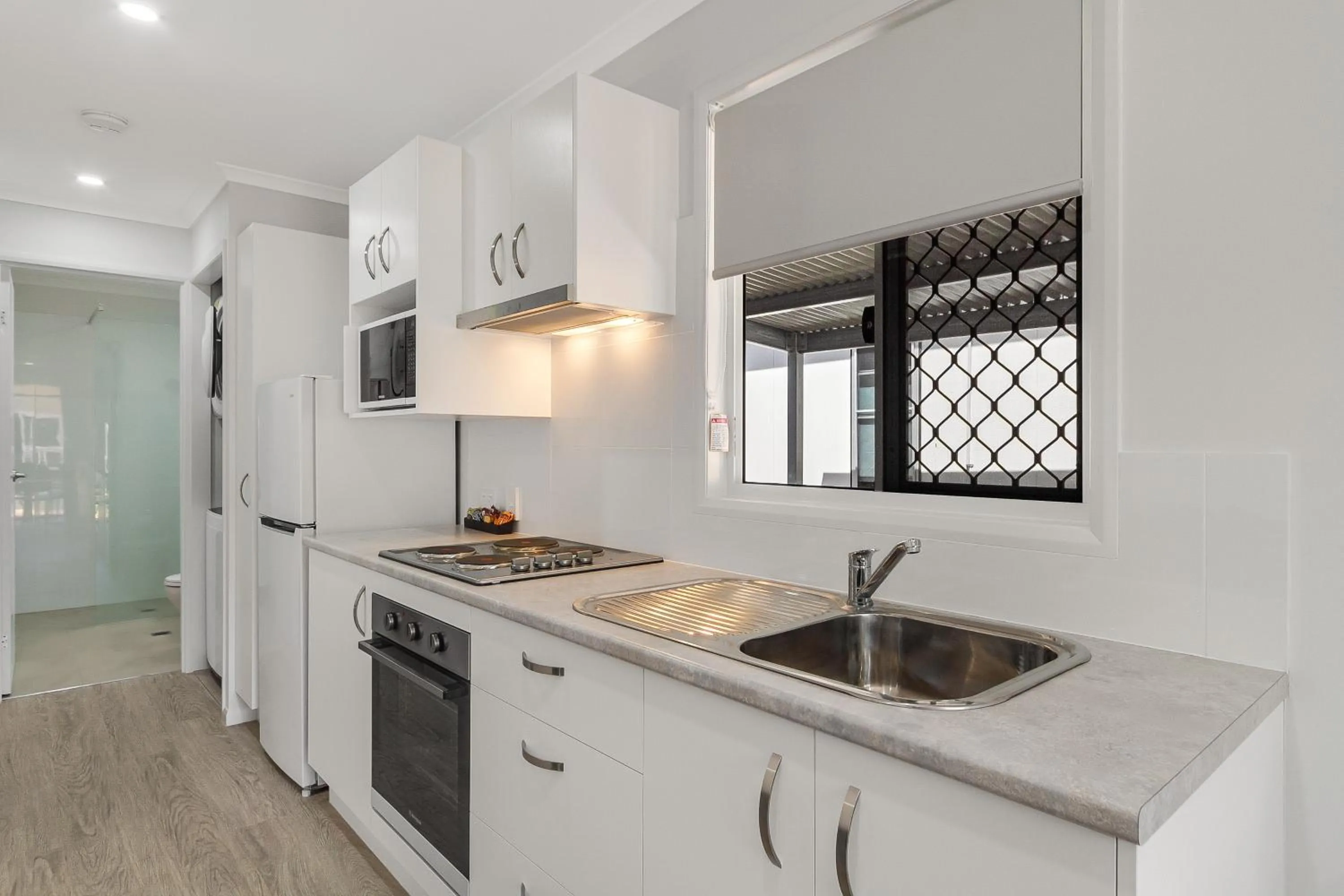 Kitchen or kitchenette in Ingenia Holidays Byron Bay