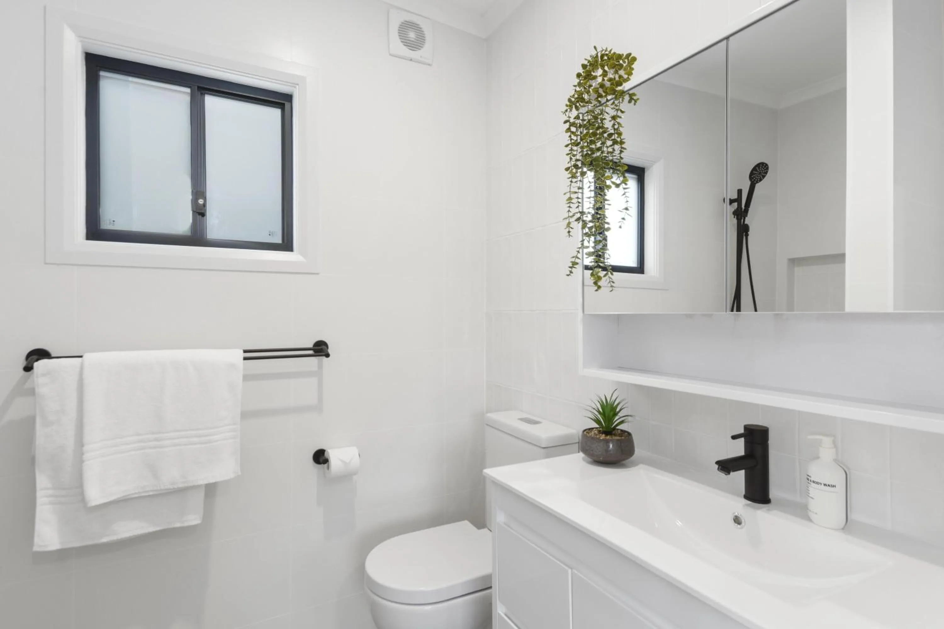 Bathroom in Ingenia Holidays Lake Conjola