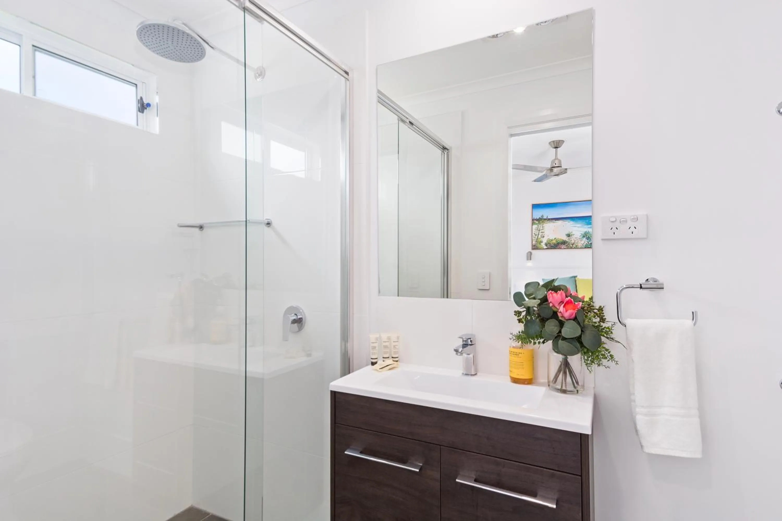 Bathroom in Ingenia Holidays Lake Conjola