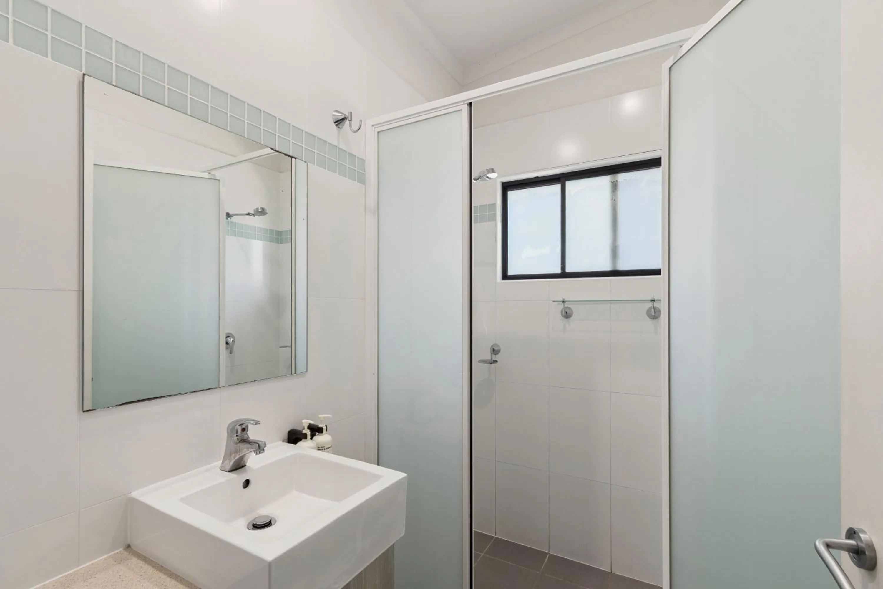 Bathroom in Ingenia Holidays Lake Conjola