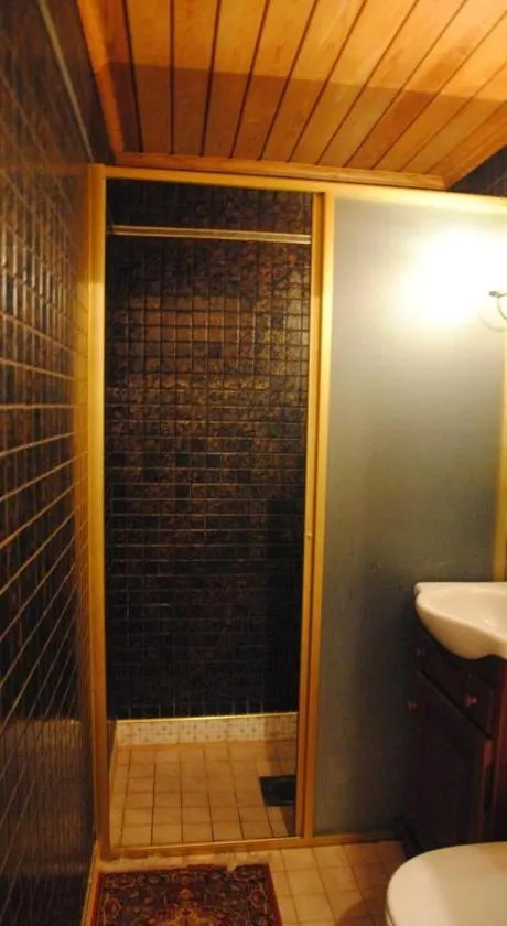 Bathroom in Hotel Villa Antonius