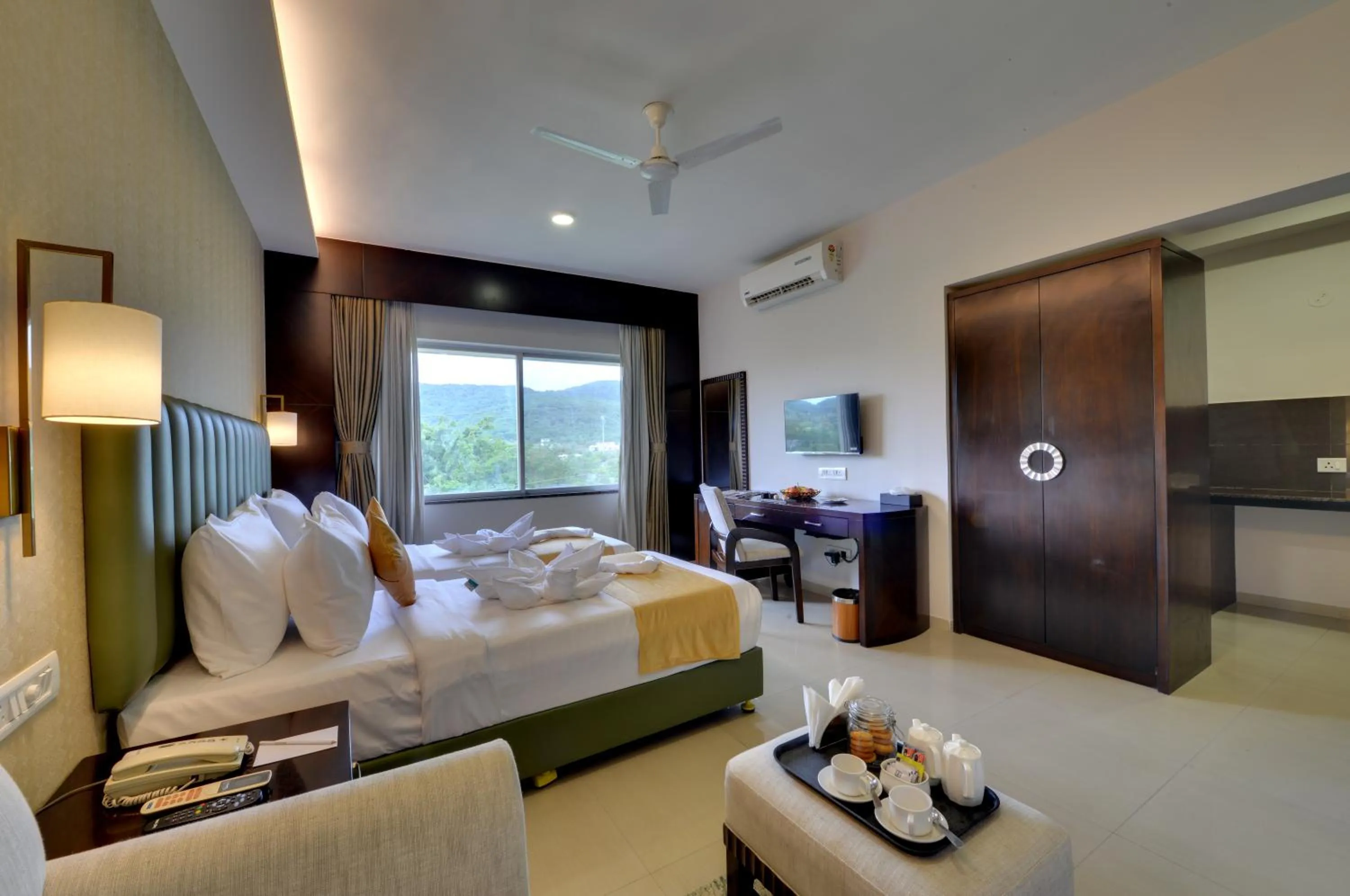 Bedroom, Bed in The Fern Residency, Vadgaon - Talegaon, Pune