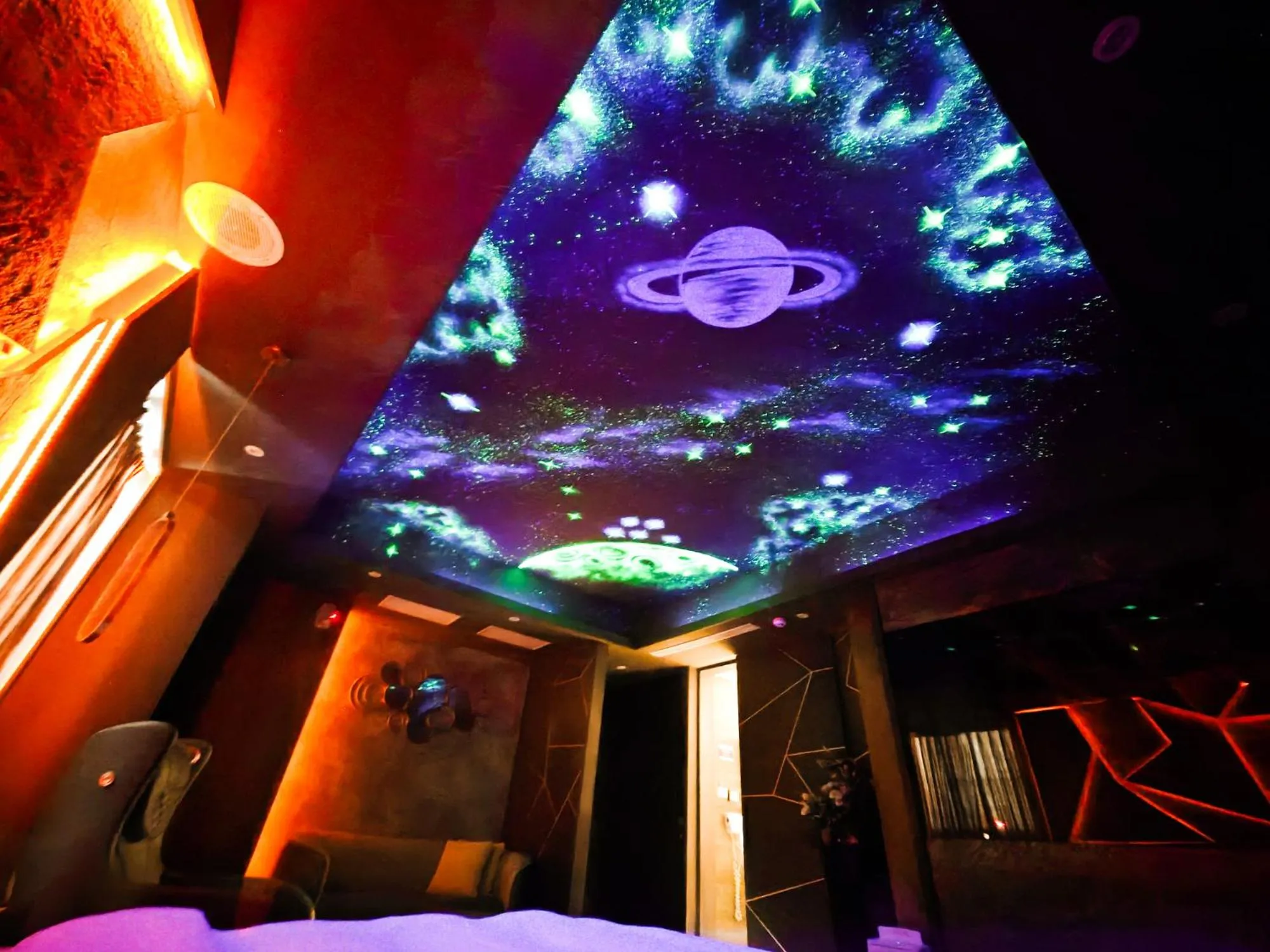 Evening entertainment in Wsb Motel-Rende