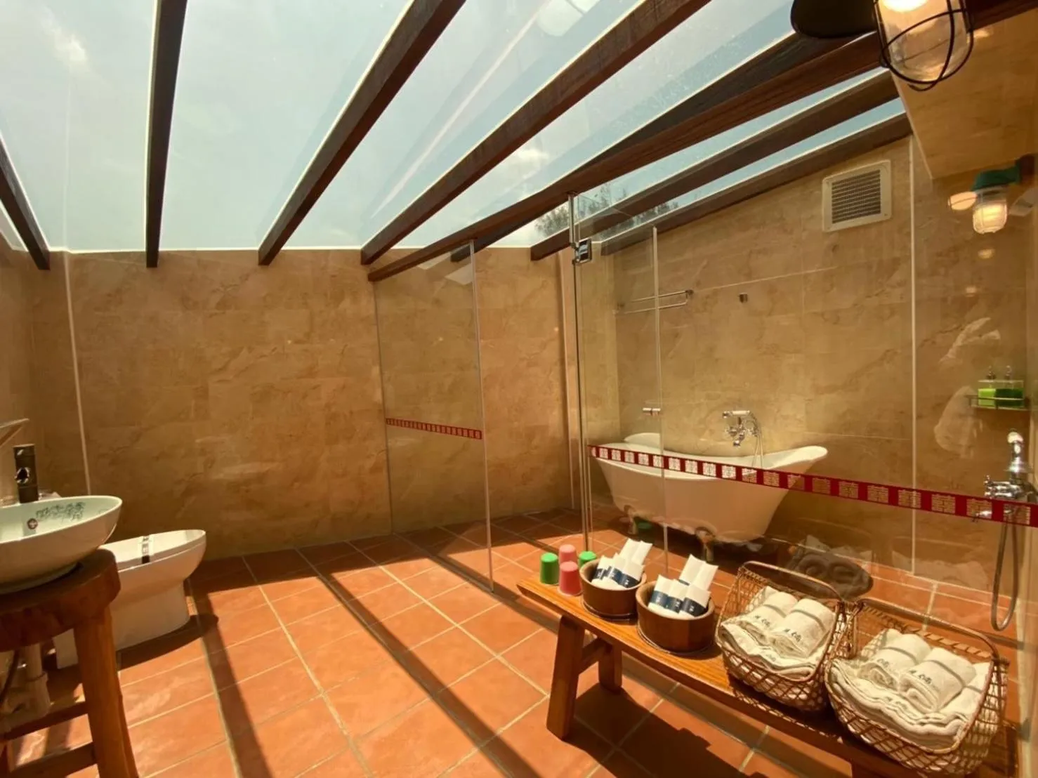 Bath in Murraya Paniculata Villa