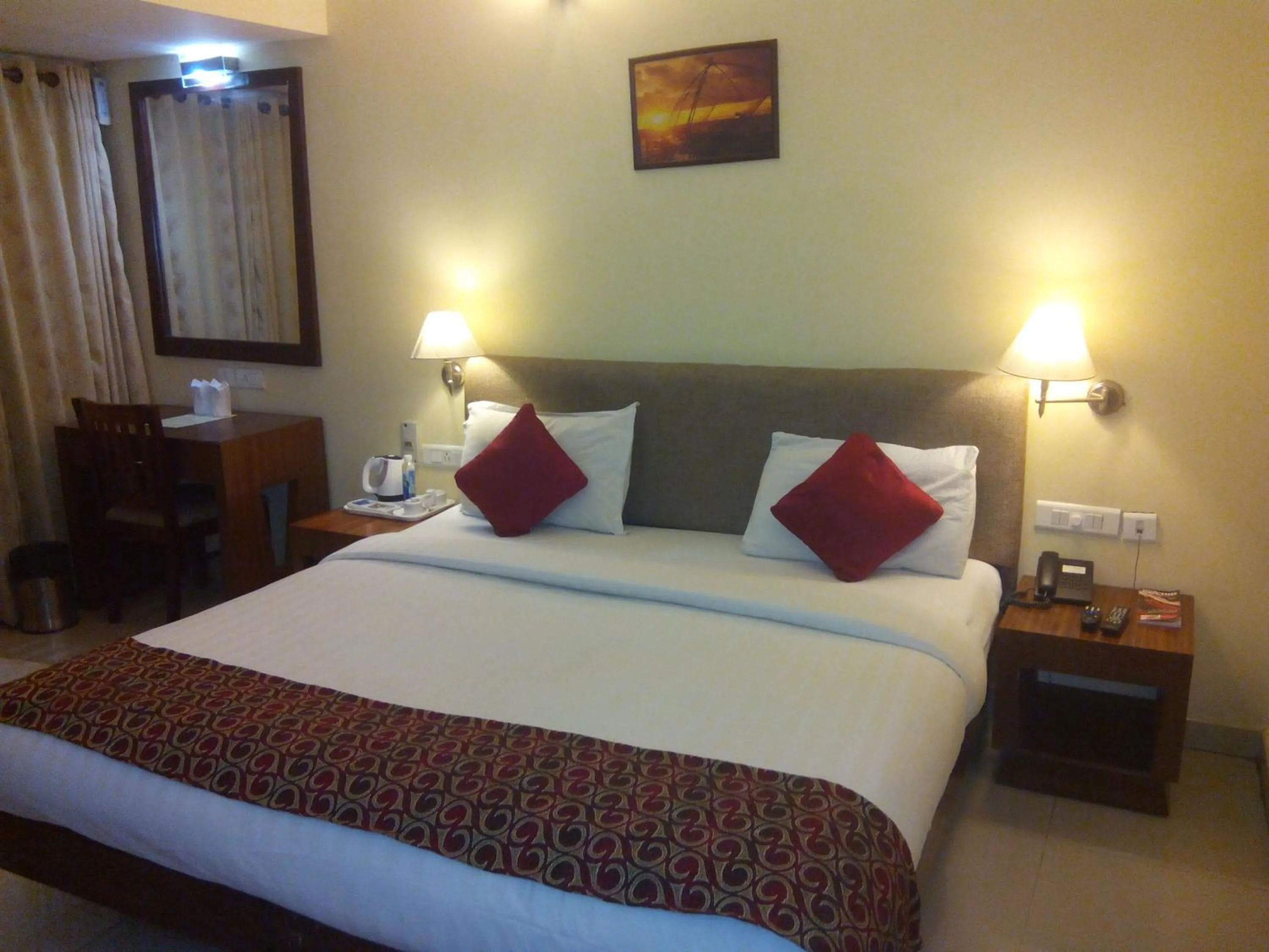 Bed in Park Residency Luxury Business Hotel