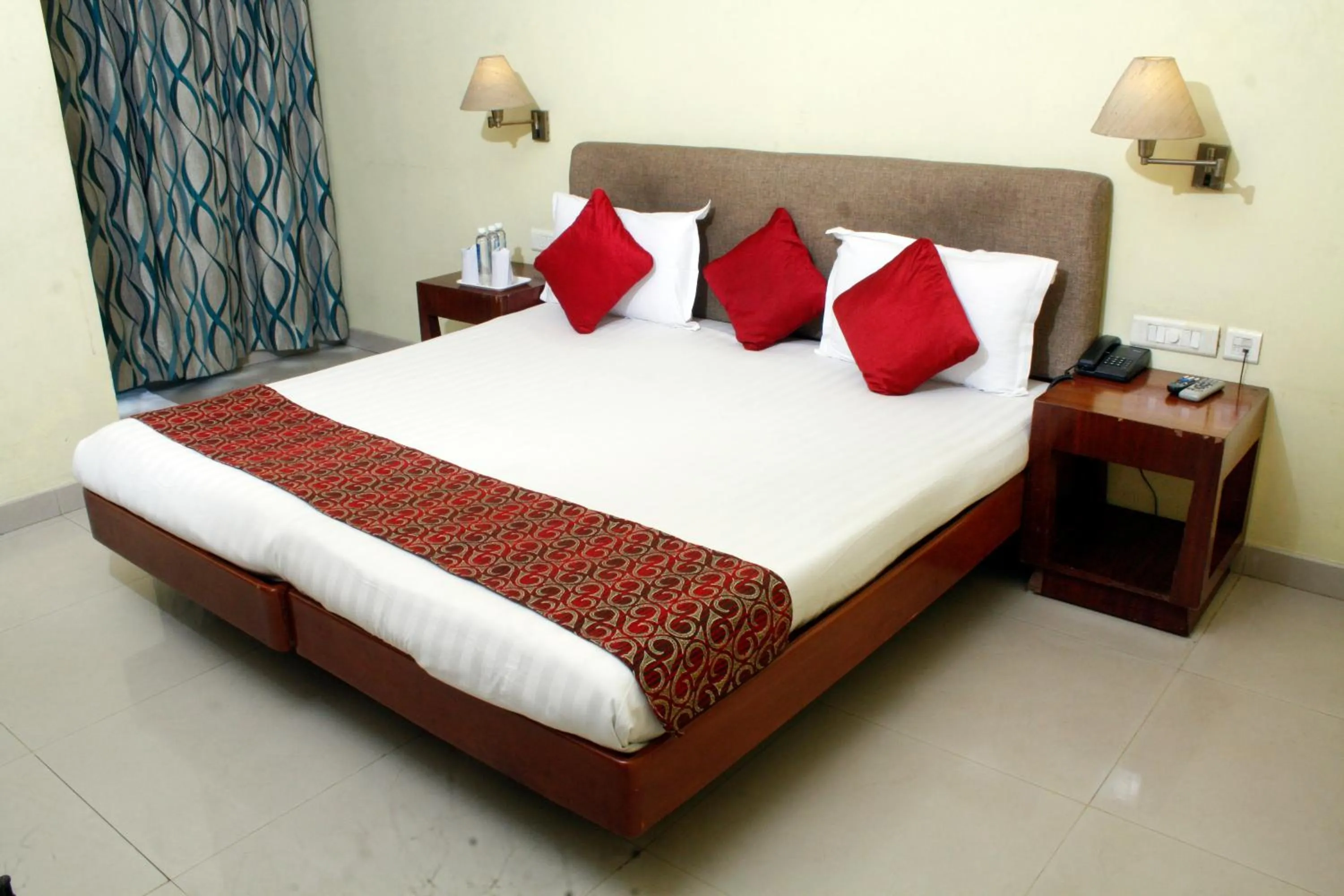 Bedroom, Bed in Park Residency Luxury Business Hotel