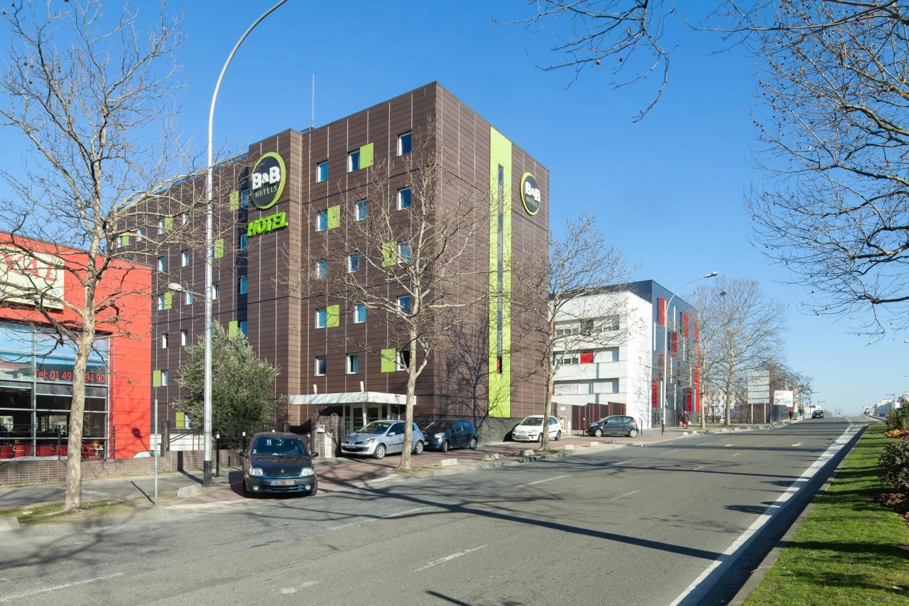 Property building in B&B HOTEL Paris Le Bourget