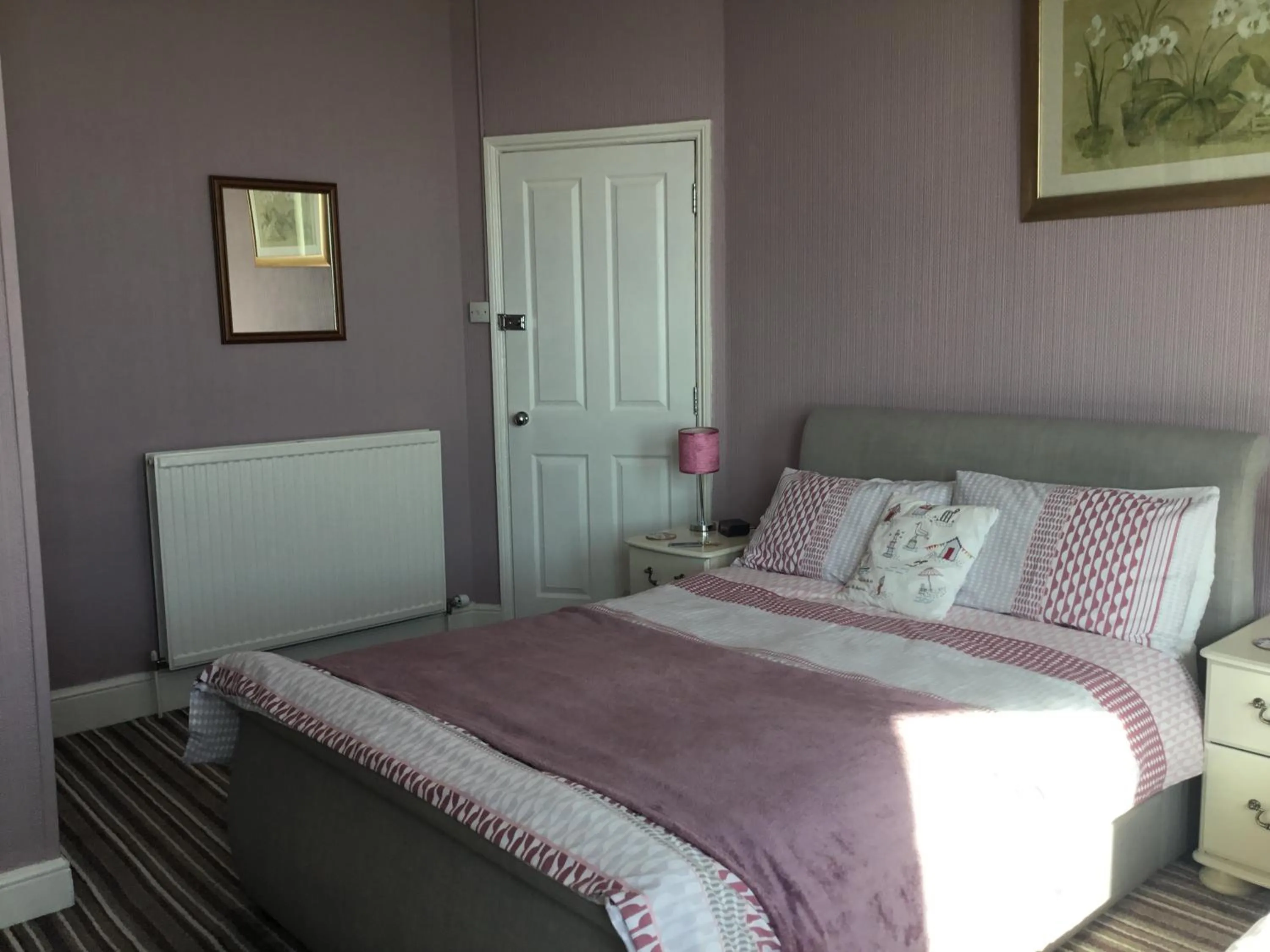 Bed in The Coventry Guest House