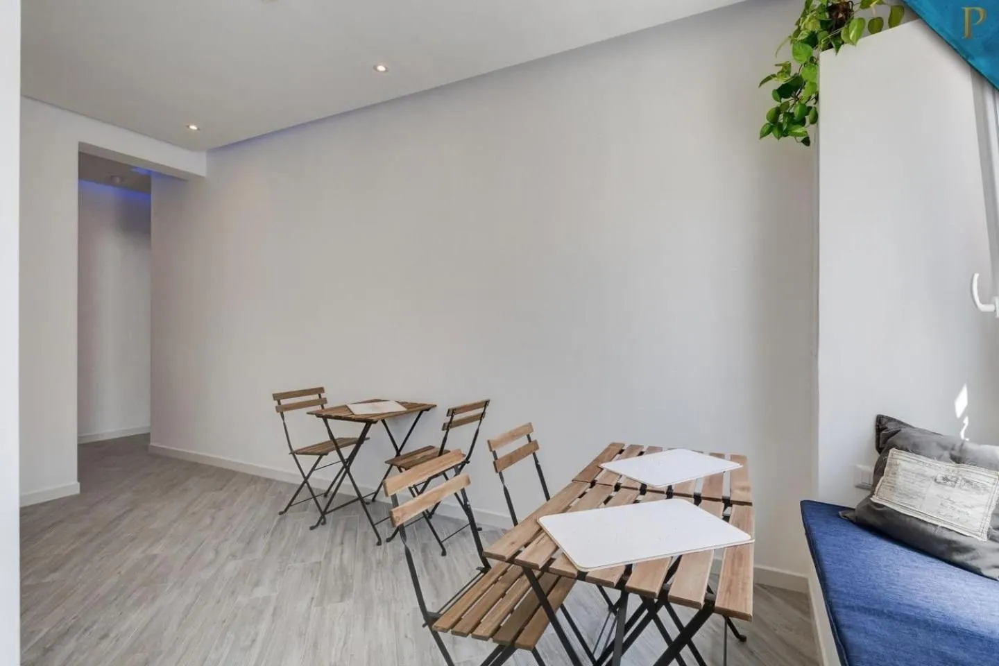 Communal lounge/ TV room in Piccolotel