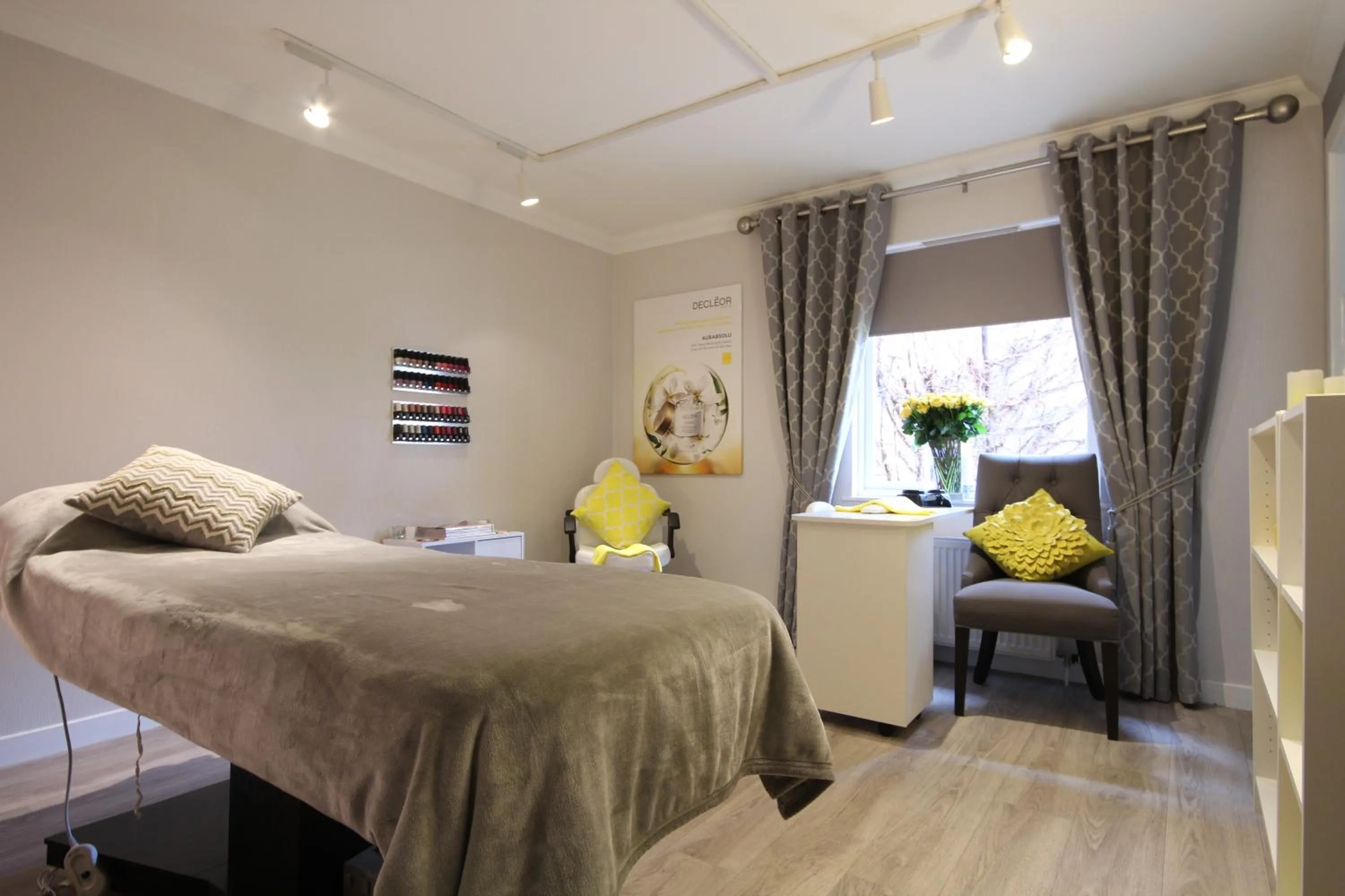 Massage, Bed in Strathburn Hotel Inverurie by Compass Hospitality